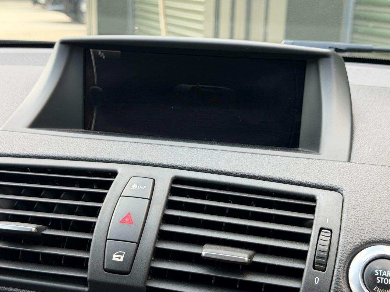 BMW 1 Series view 45