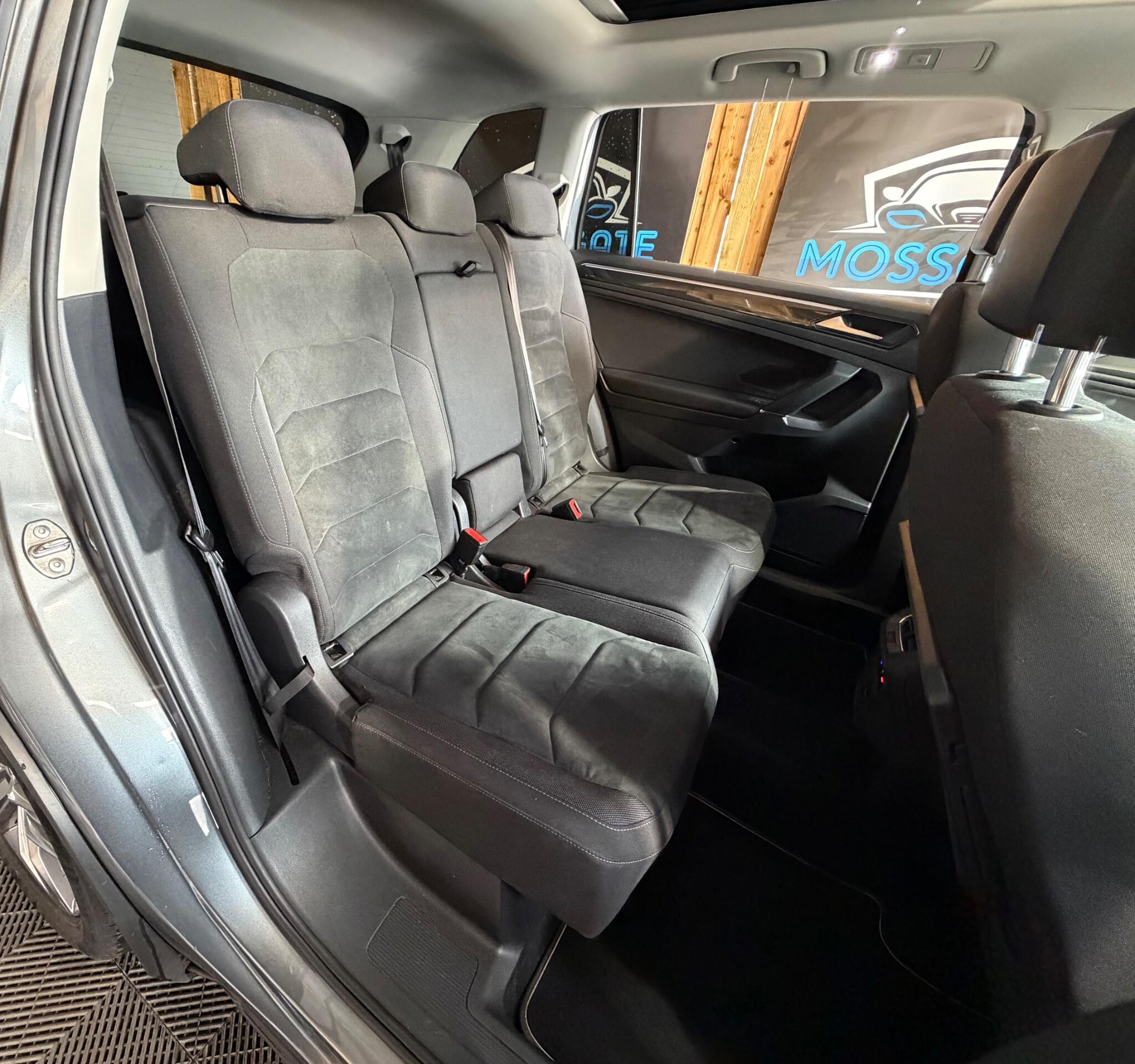 Volkswagen Tiguan Allspace view 30