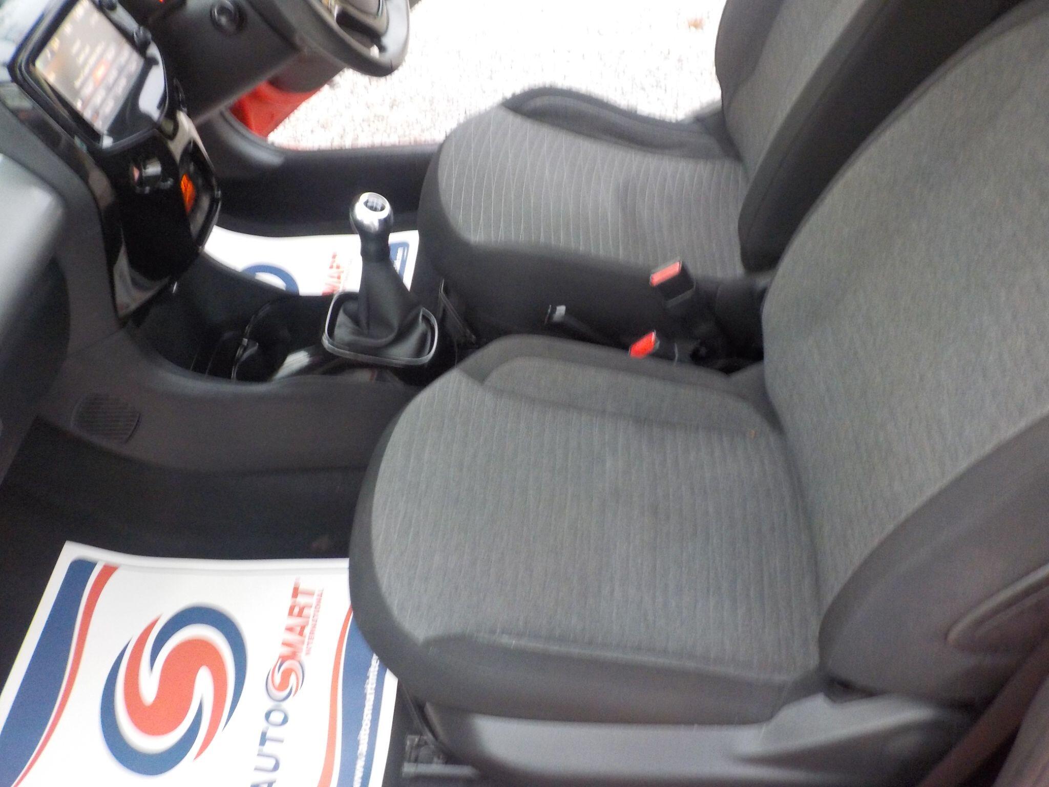 Citroen C1 1.2 PureTech Flair Euro 5 3dr (Euro 5)