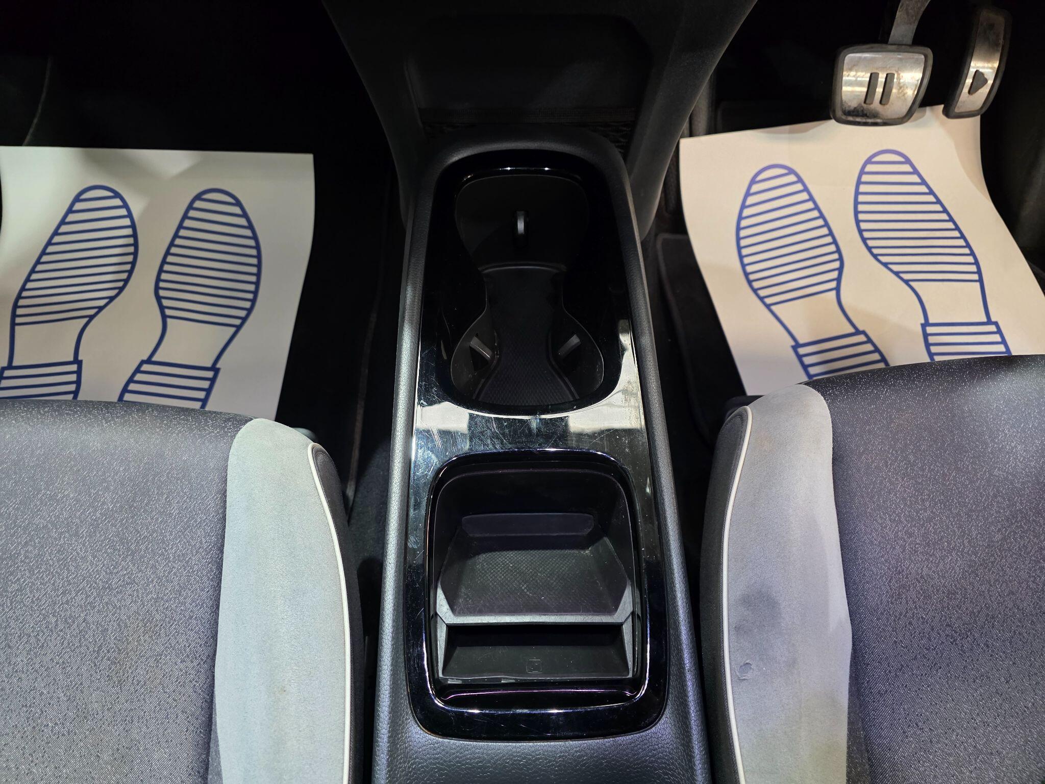 Volkswagen Id.3 view 12
