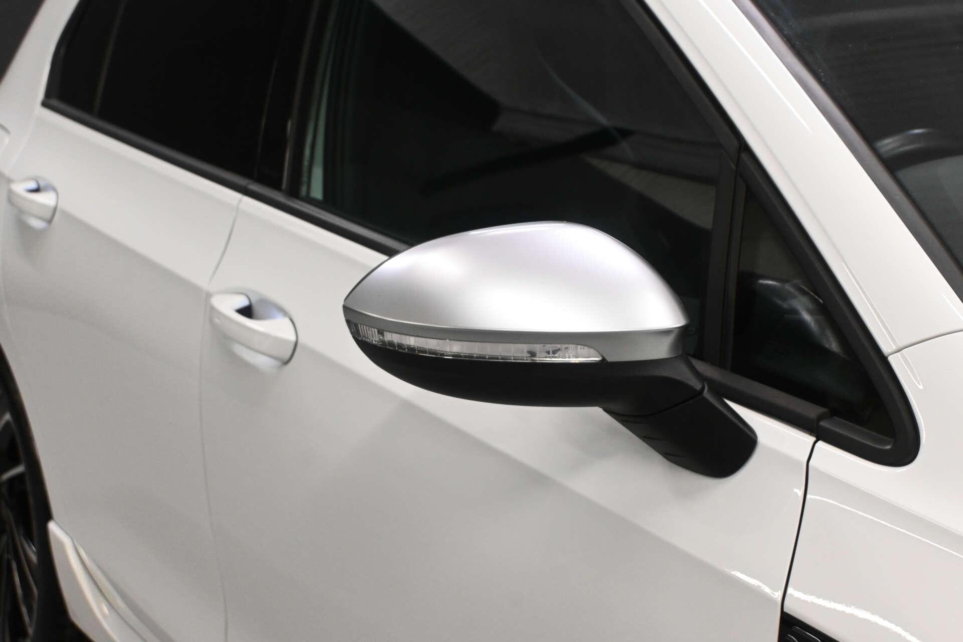 Volkswagen Golf view 56