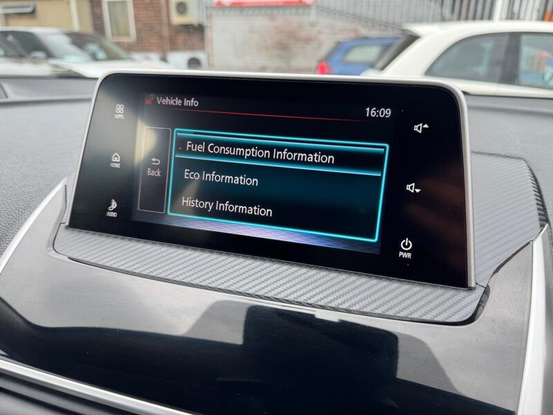 Mitsubishi Eclipse Cross view 26