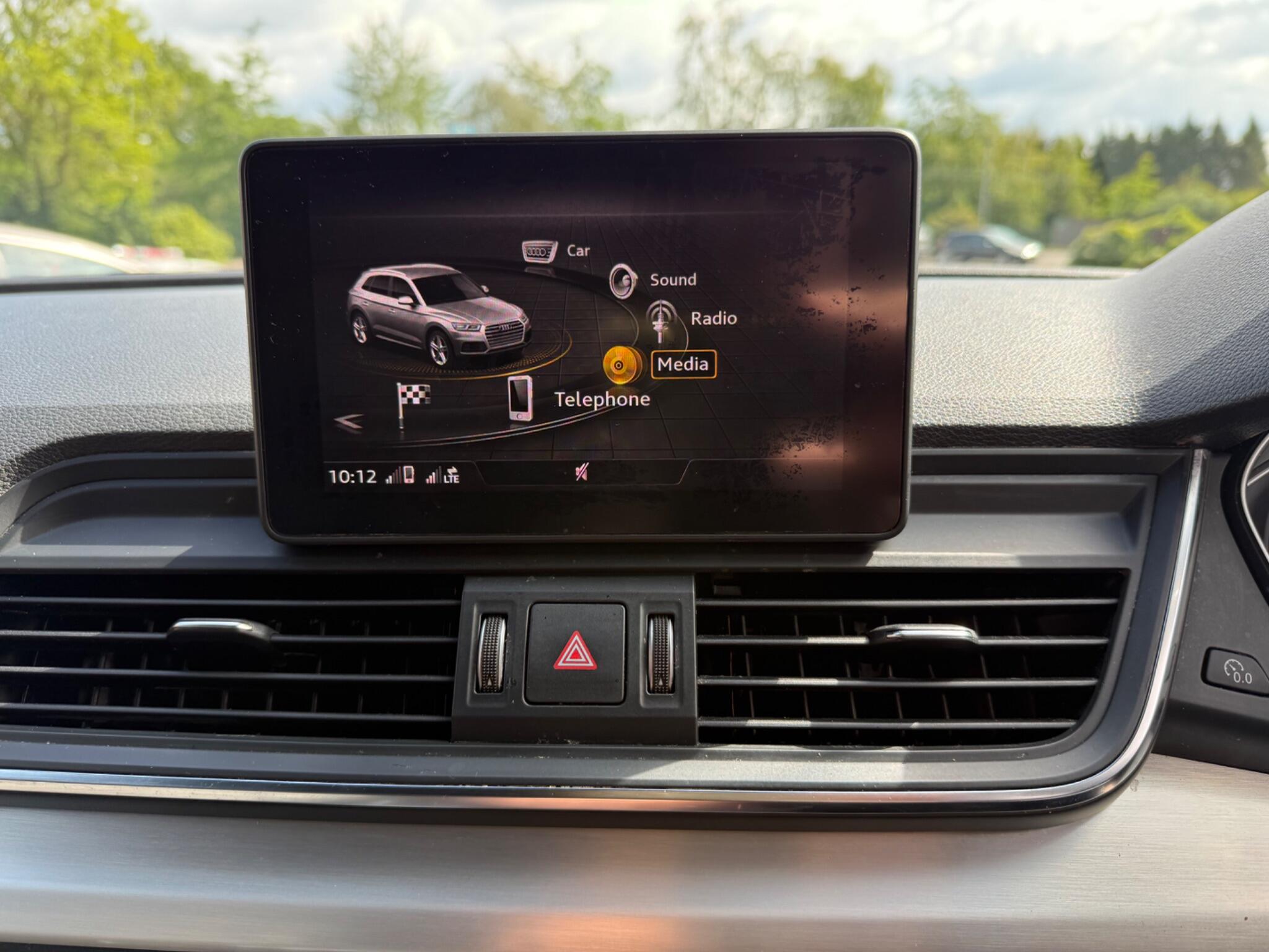 Audi Q5 view 43