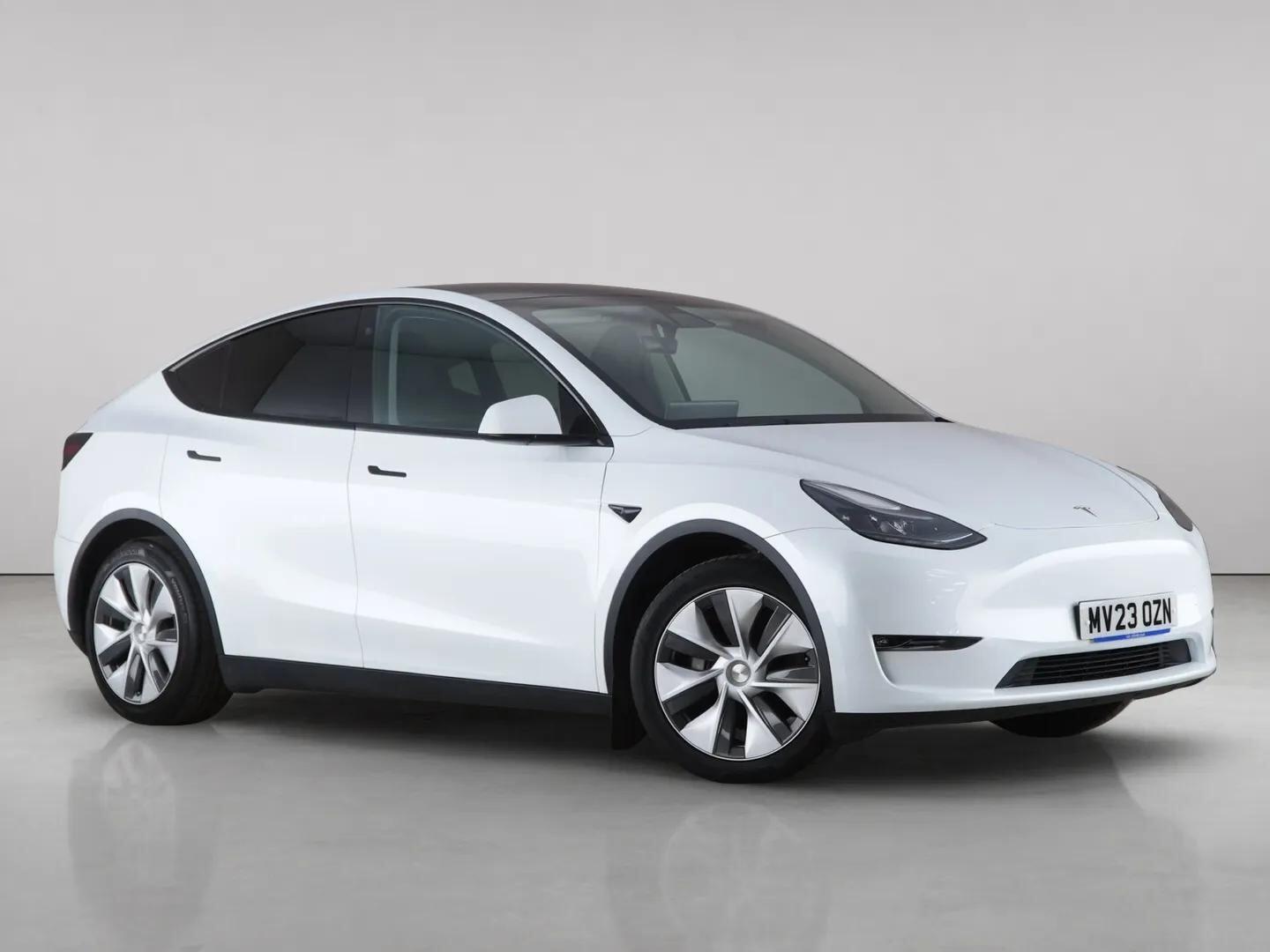 2023 Tesla Model Y in White for sale
