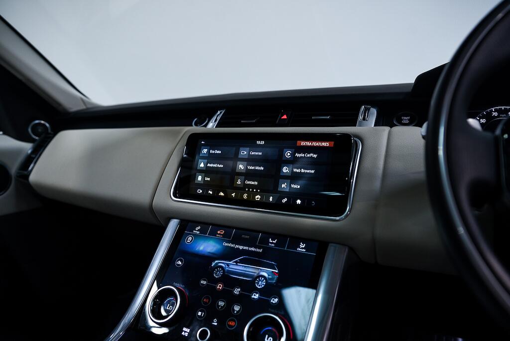 Land Rover Range Rover Sport view 23