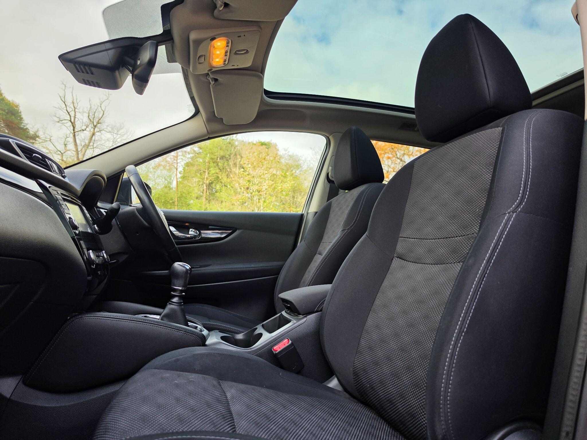 Nissan Qashqai view 48