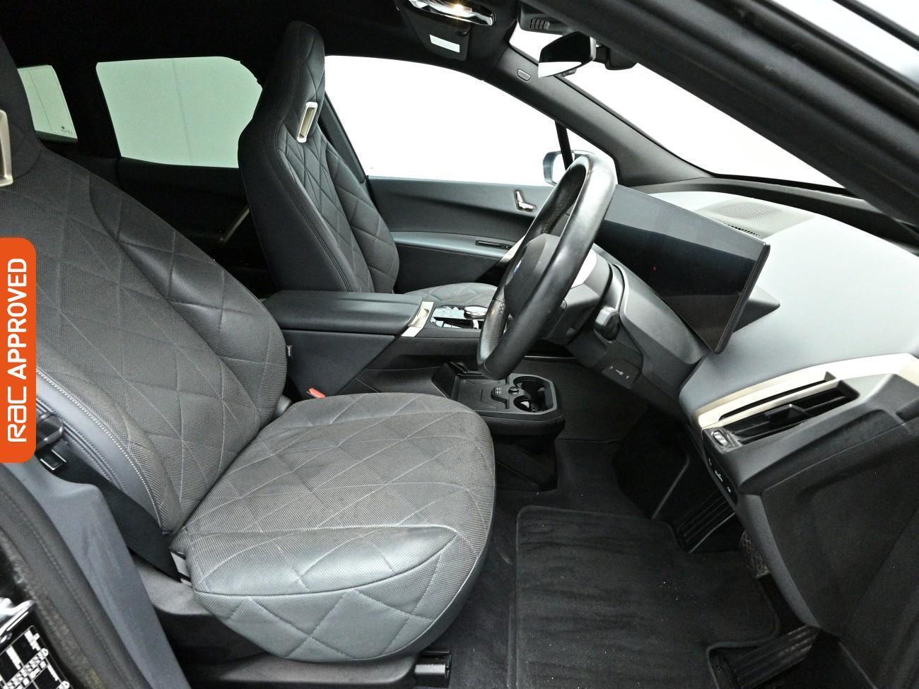 BMW Ix view 13