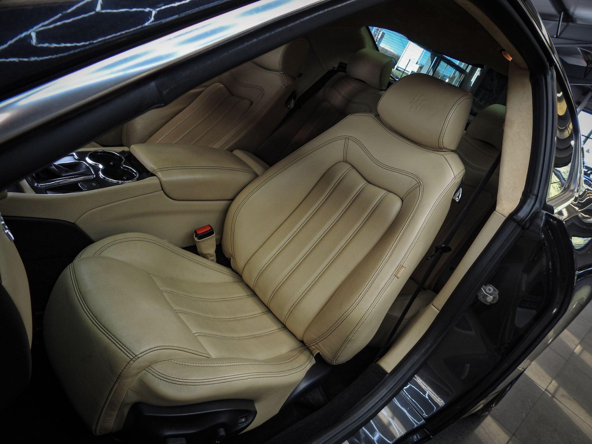 Maserati Granturismo view 36