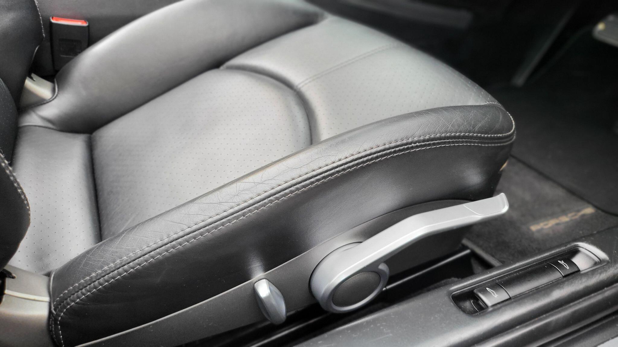 Porsche 911 view 42