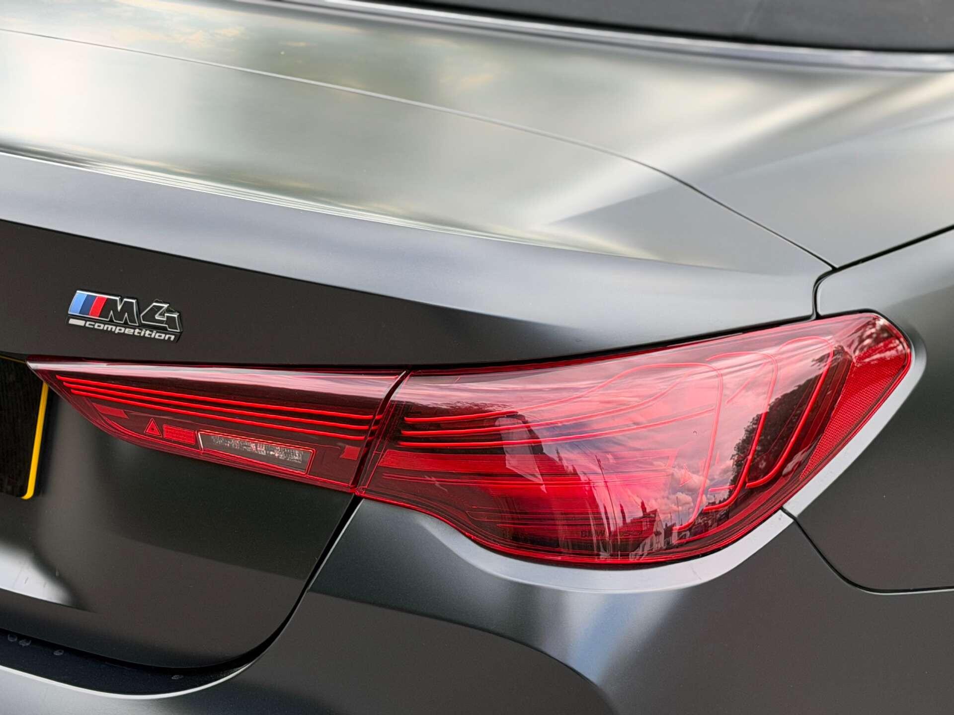 BMW M4 view 22