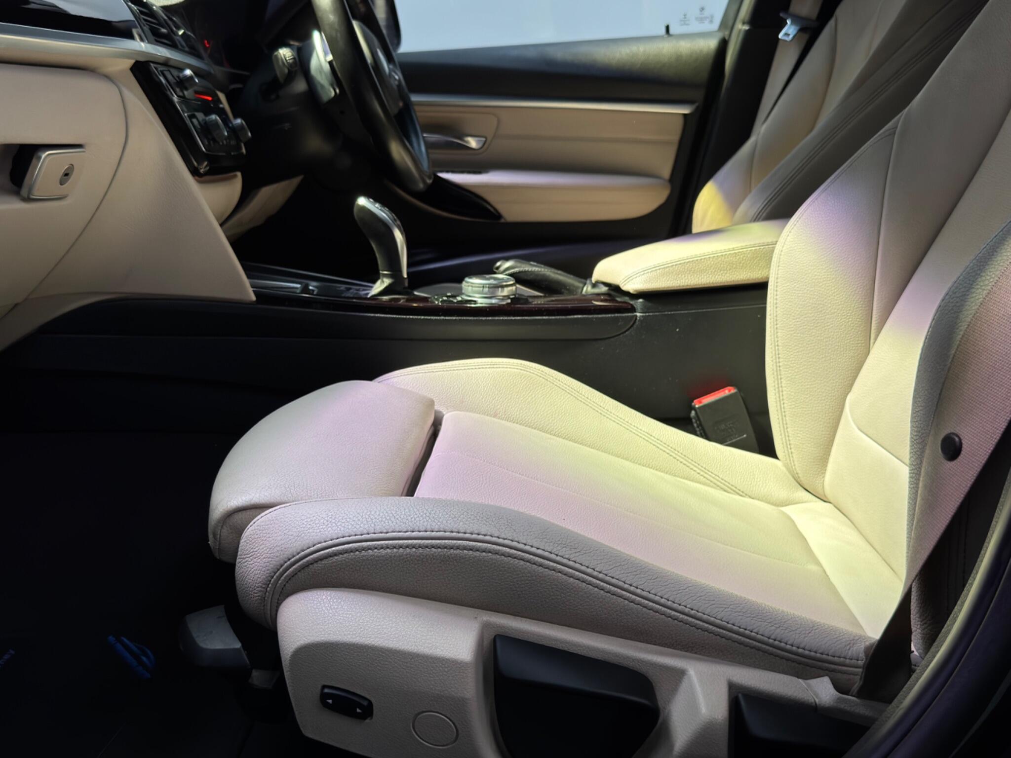 BMW 3 Series view 57