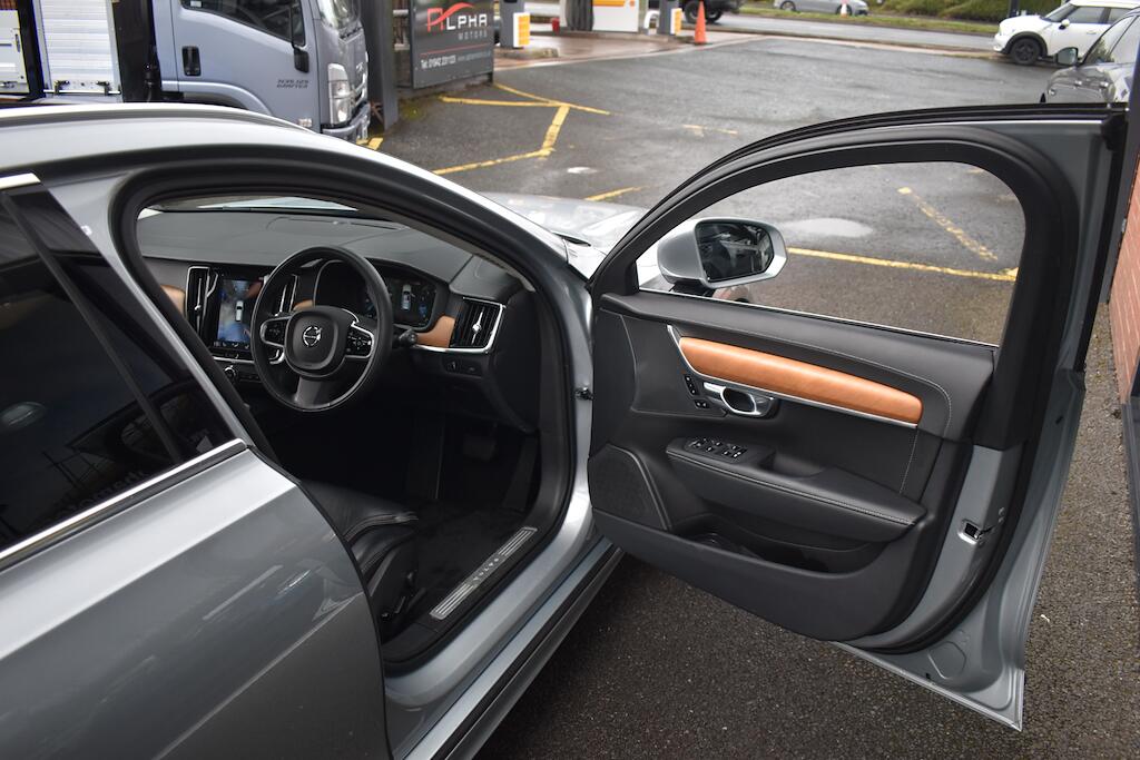 Volvo V90 view 26