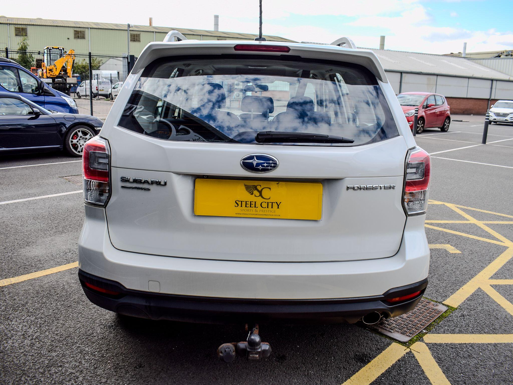 Subaru Forester view 4