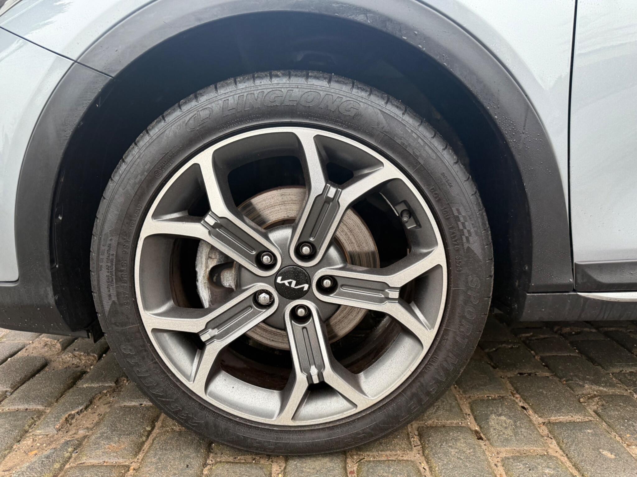 2022 Kia XCeed 1.0 T-GDi Connect Euro 6 (s/s) 5dr • 32,702 miles image 25