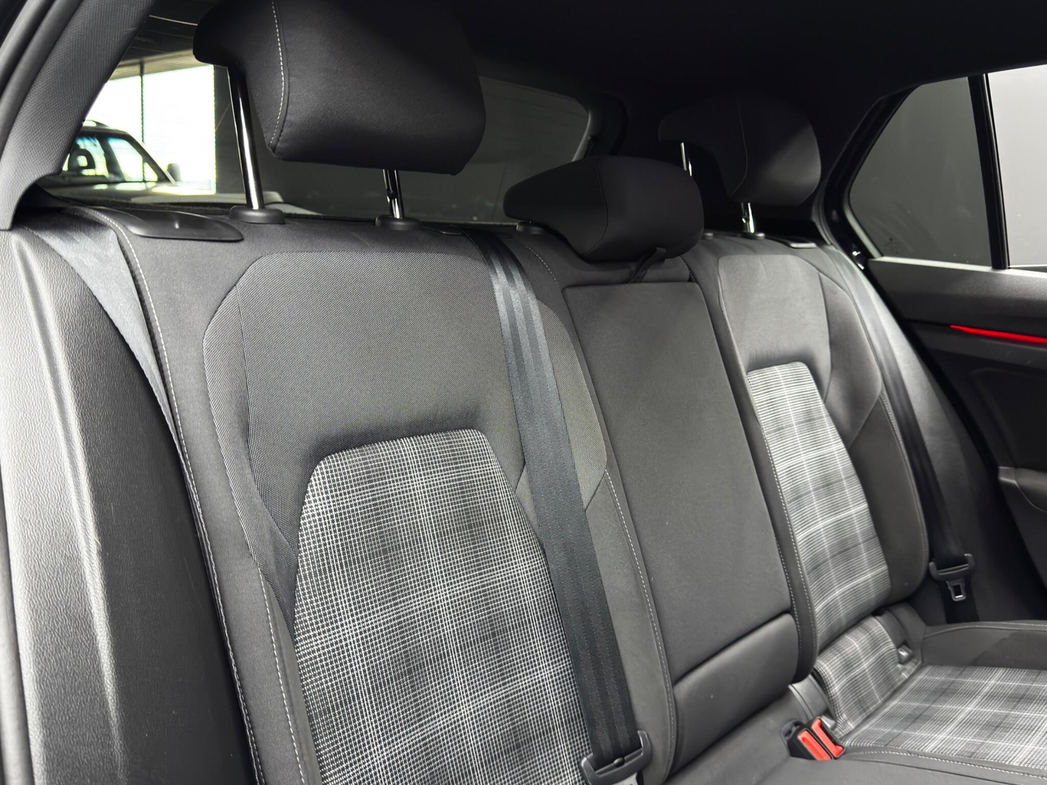 Volkswagen Golf view 15