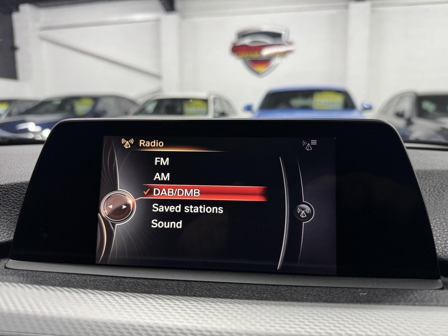BMW 3 Series view 27