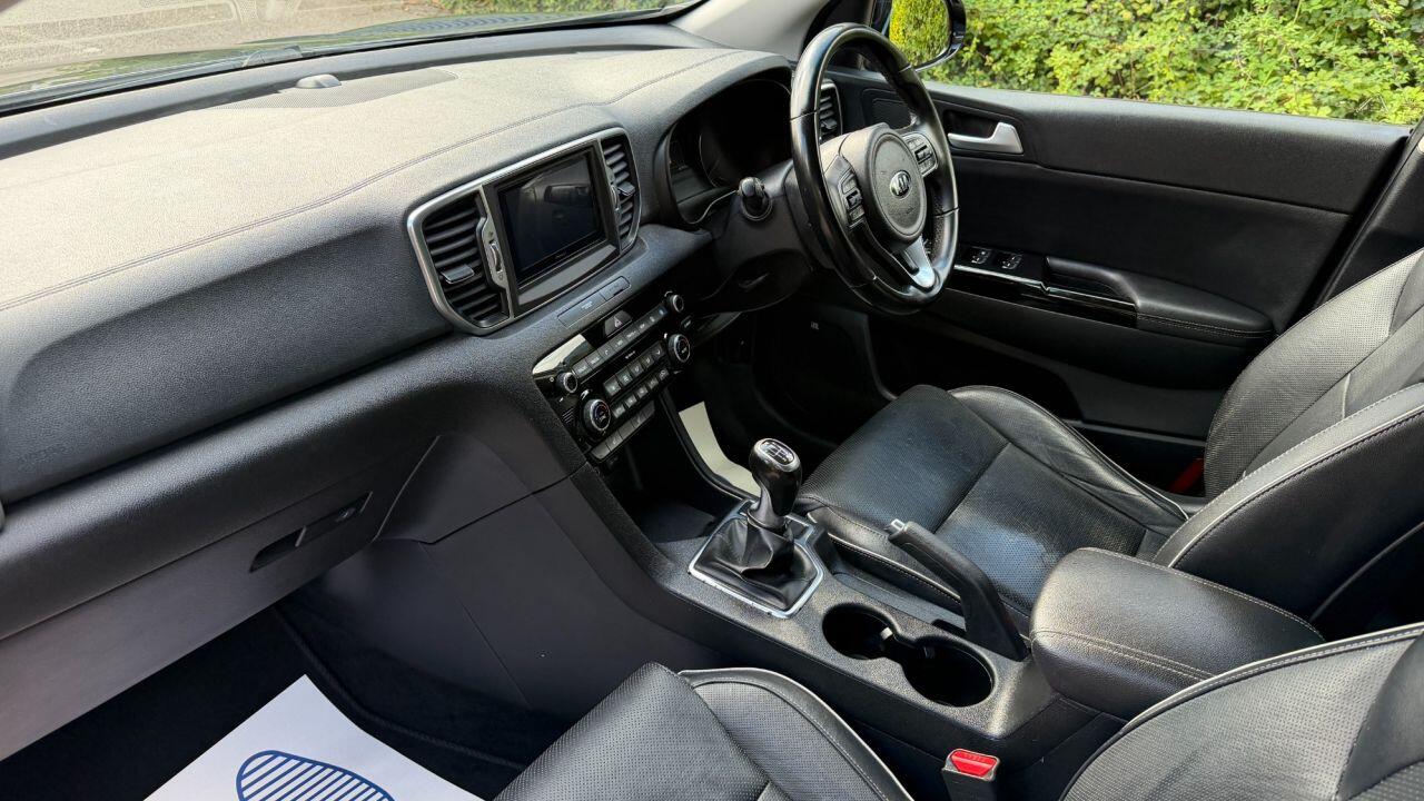 Kia Sportage view 8
