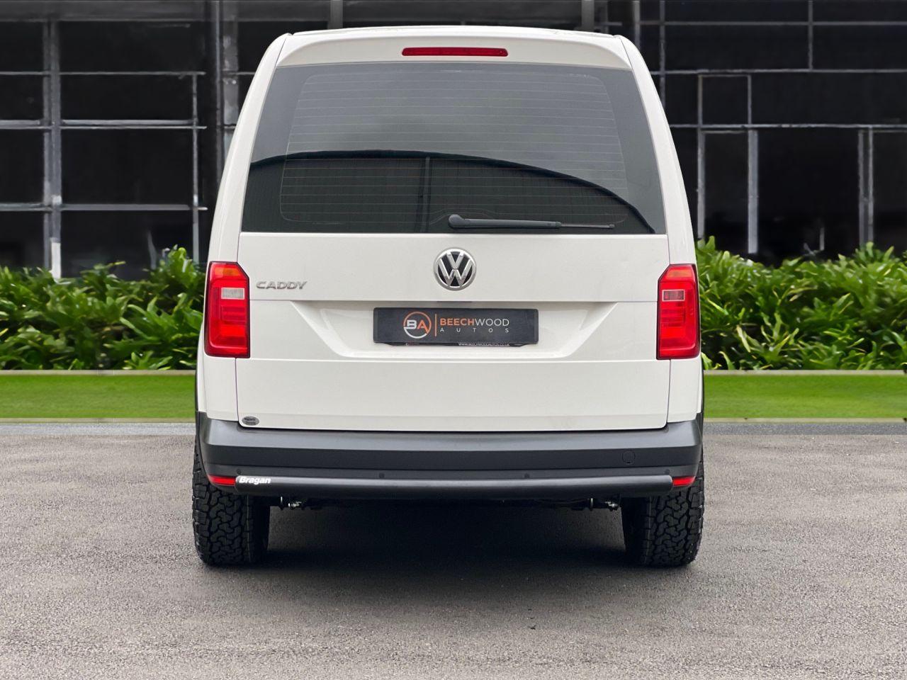 Volkswagen Caddy Maxi view 4