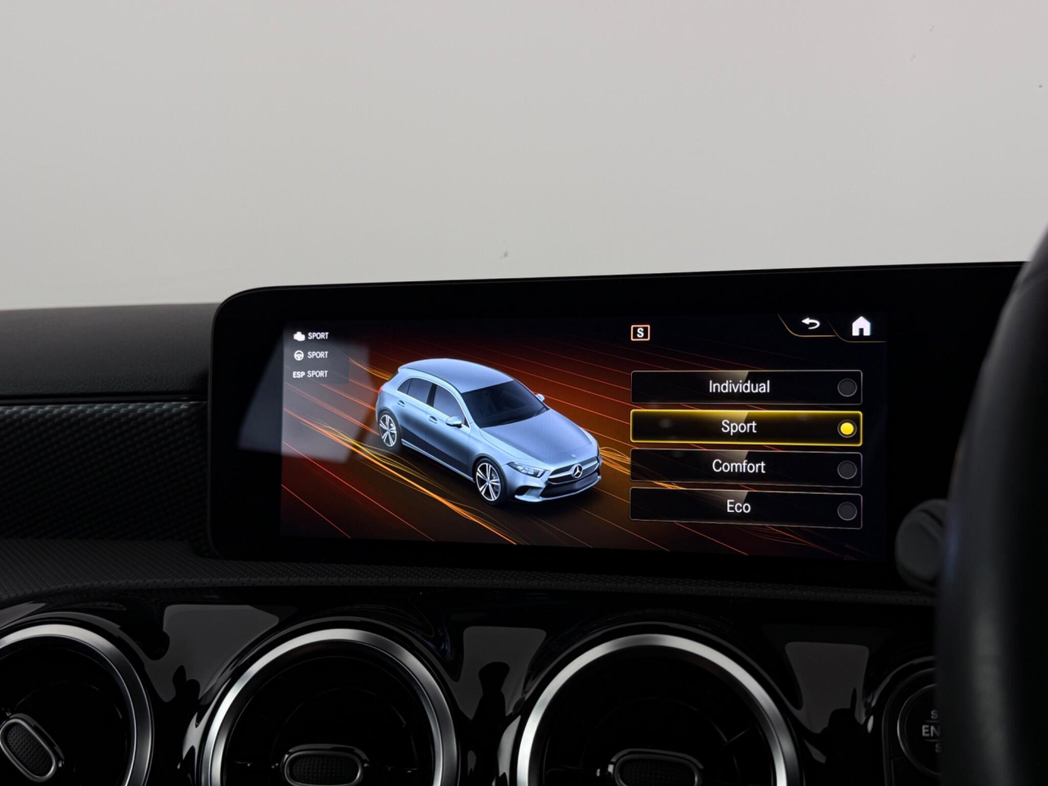 Mercedes-Benz A-Class view 28