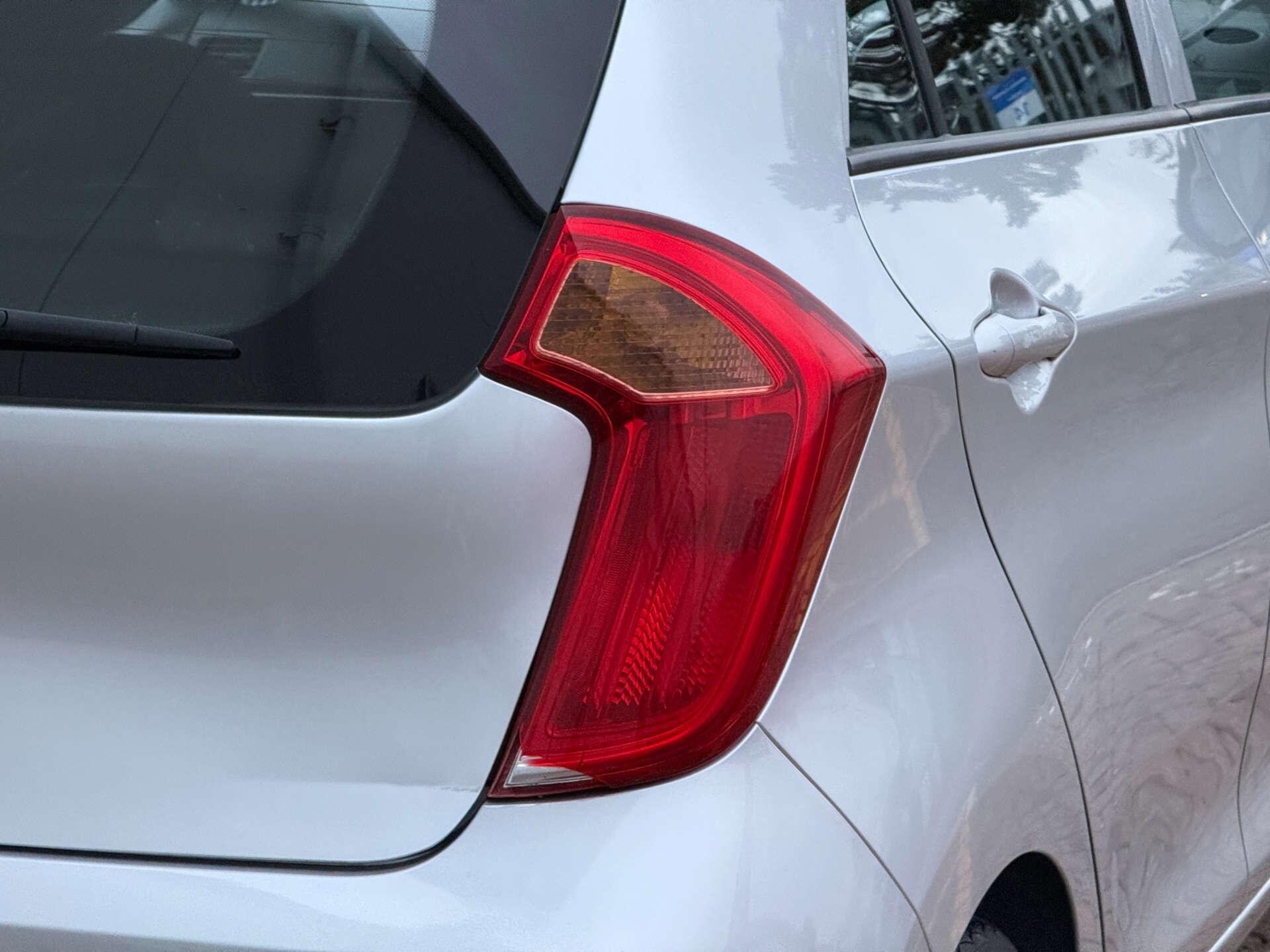 Kia Picanto view 11