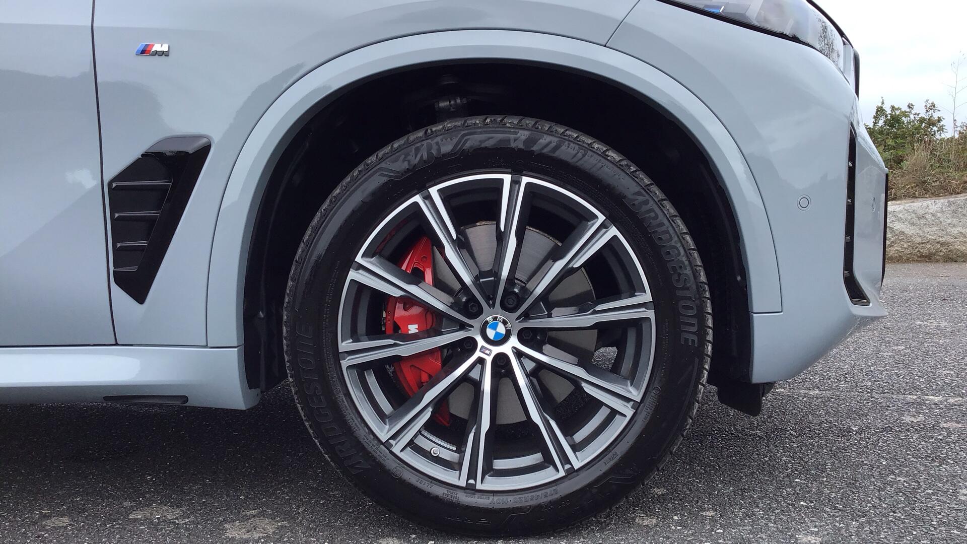 BMW X5 view 14
