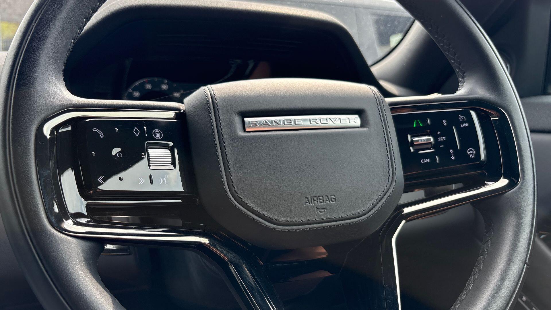 Land Rover Range Rover Evoque view 33