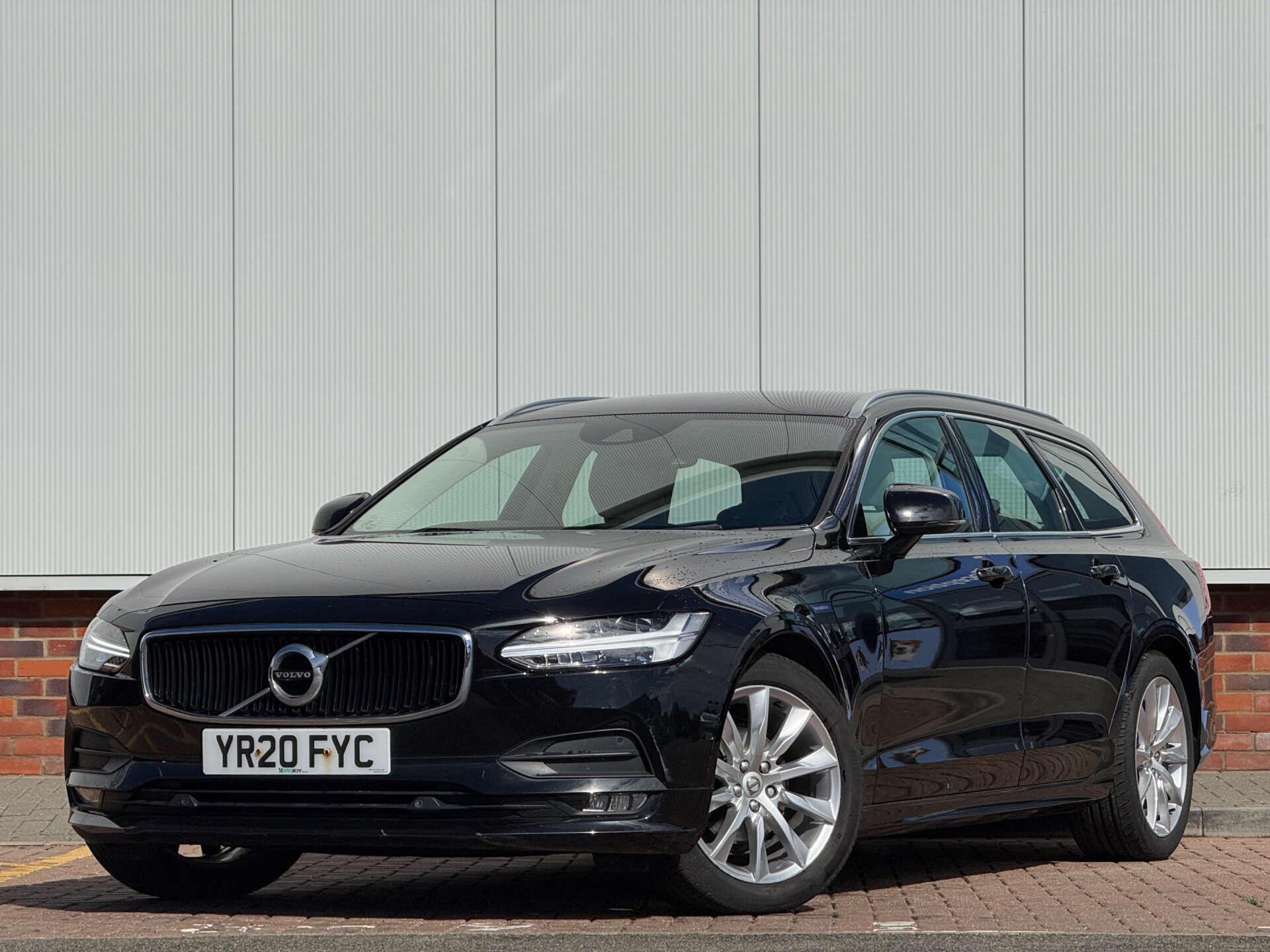 Volvo V90 view 3
