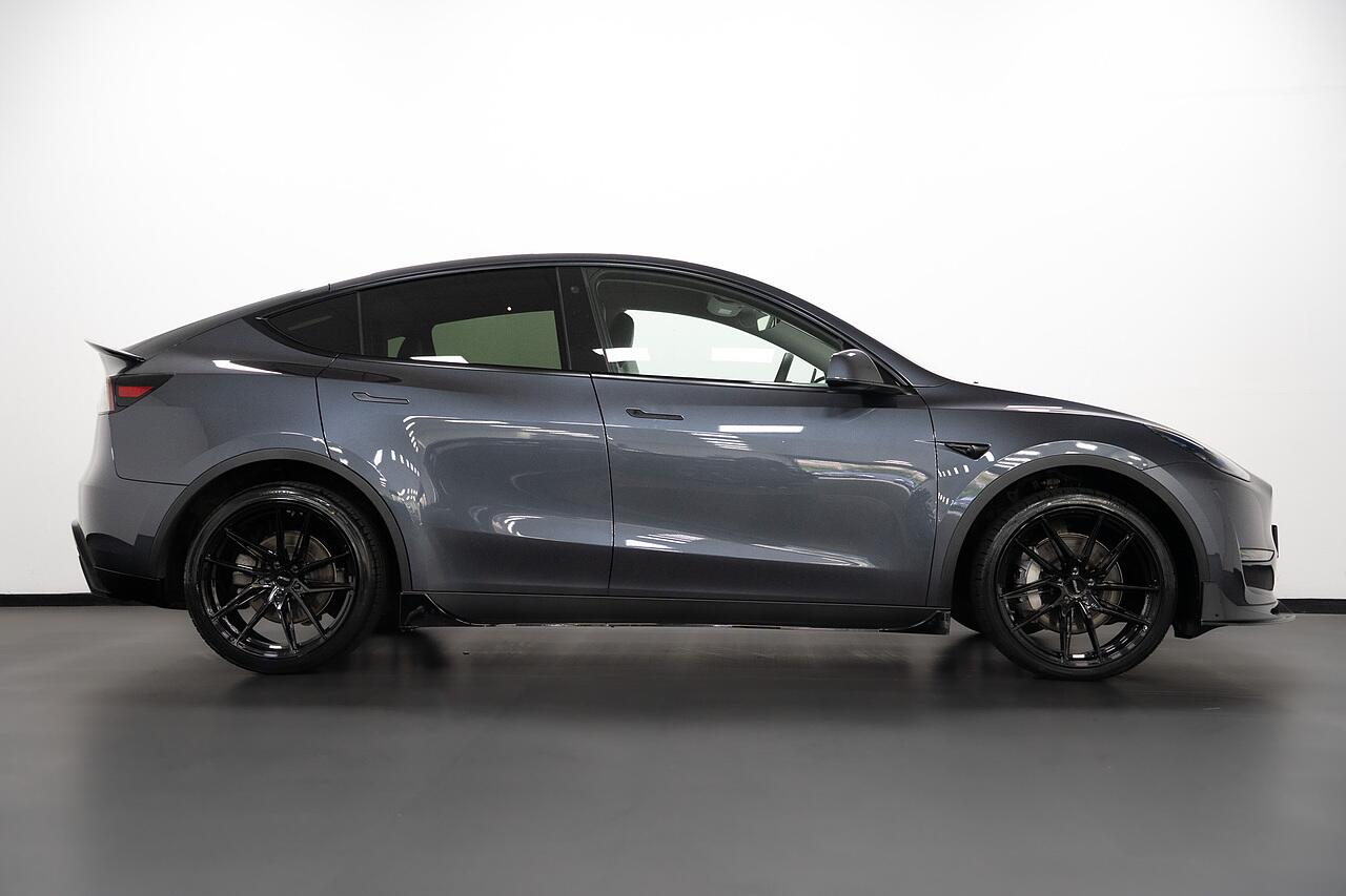 Tesla Model Y view 31