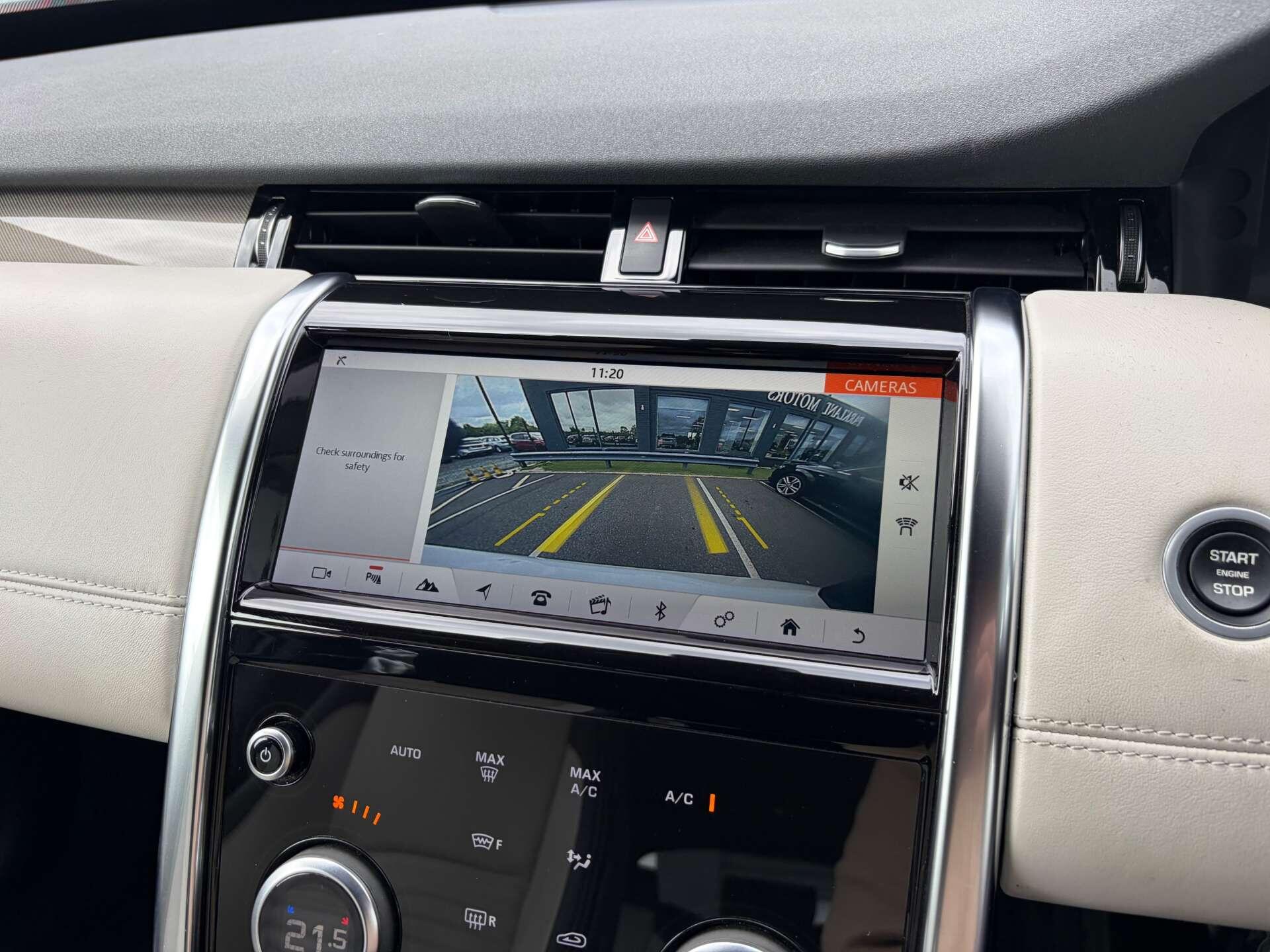 Land Rover Discovery Sport view 61