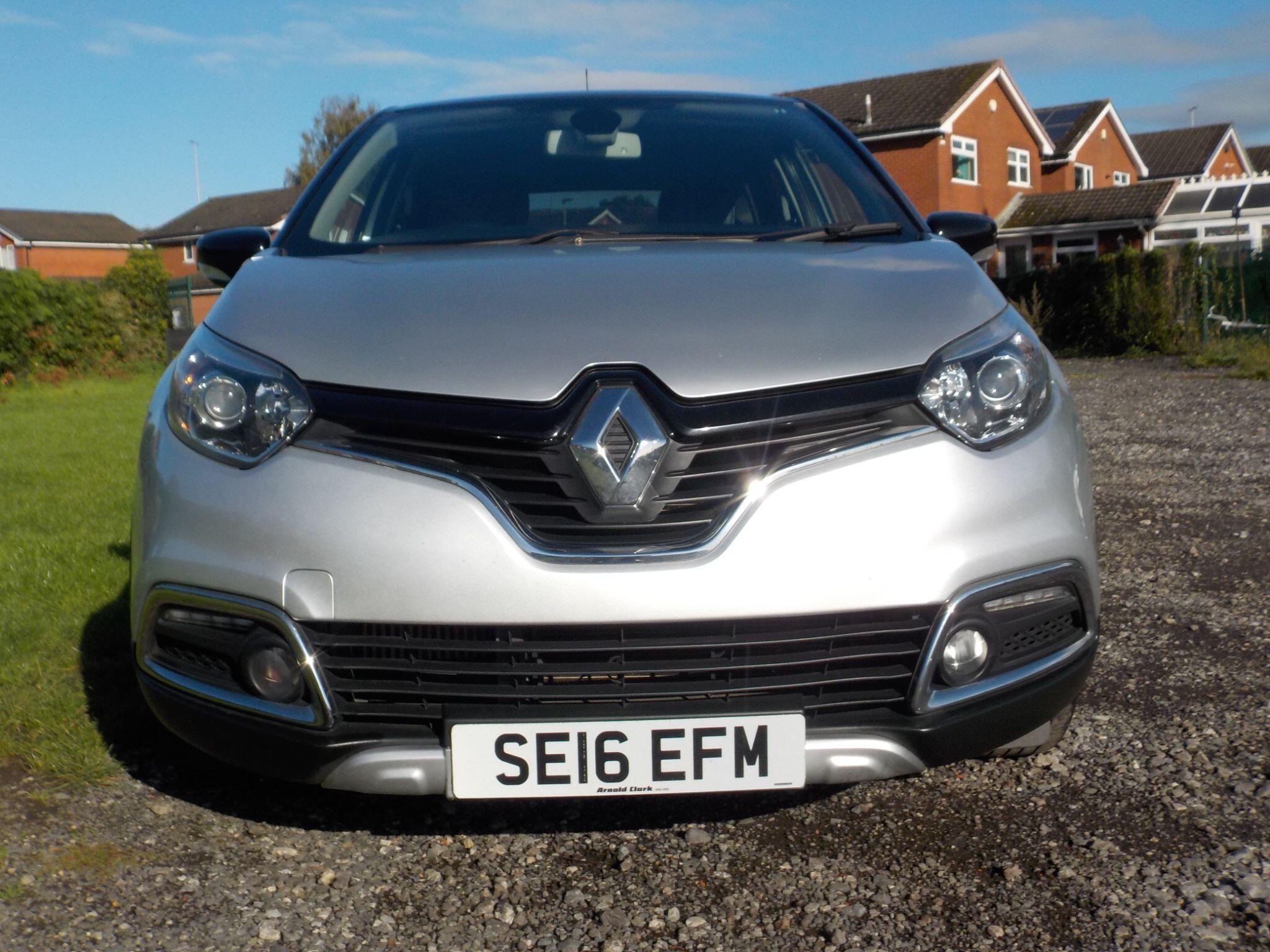 Renault Captur 1.5 dCi ENERGY Signature Nav Euro 6 (s/s) 5dr