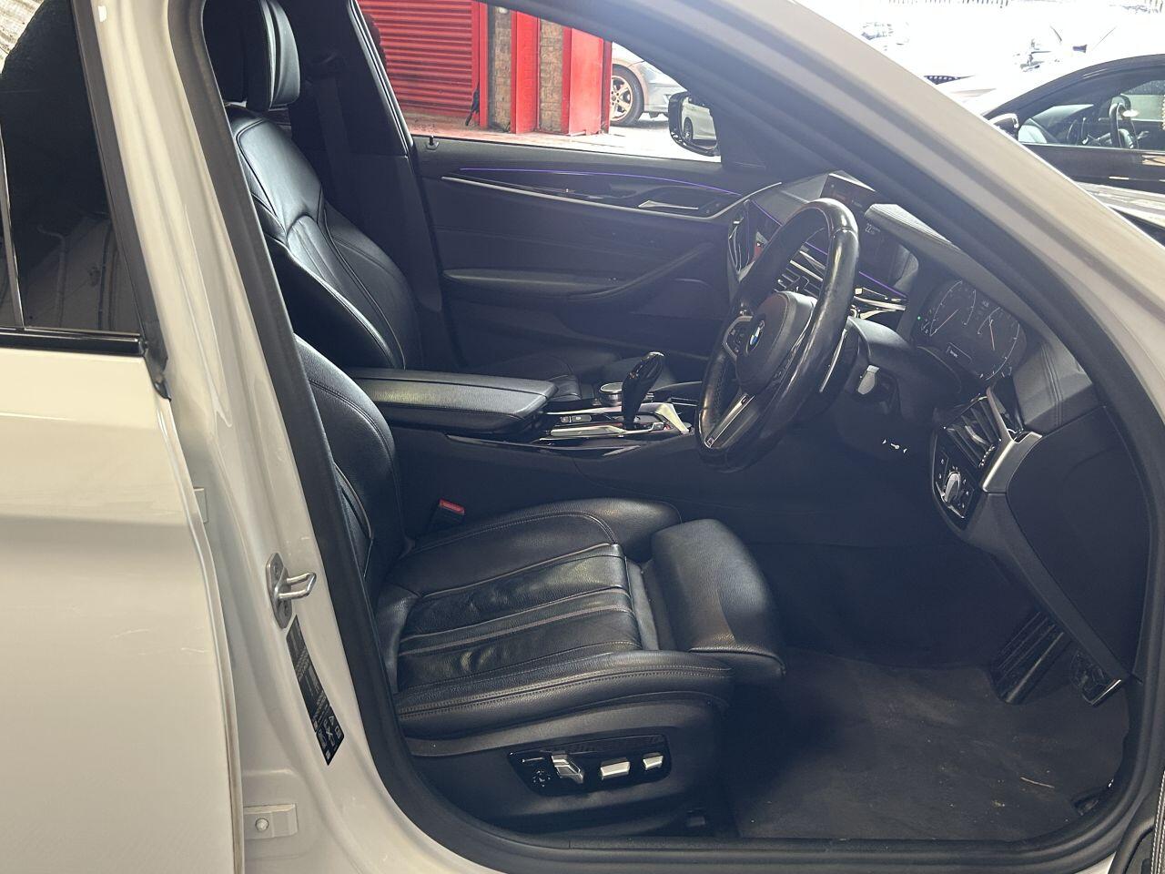 BMW 5 Series view 16