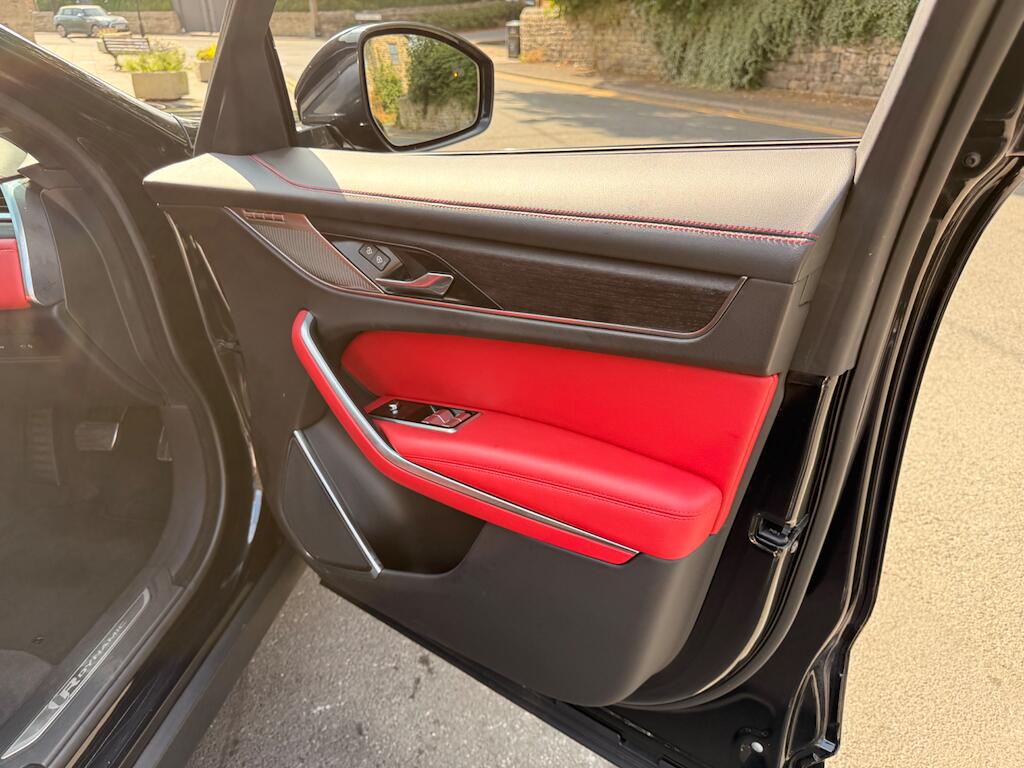 Jaguar F-Pace view 28