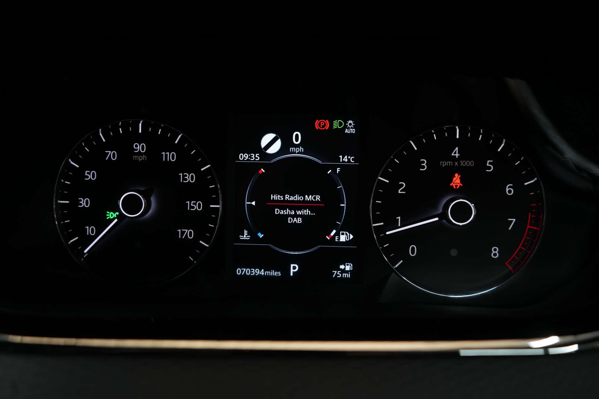 Land Rover Range Rover Evoque view 39