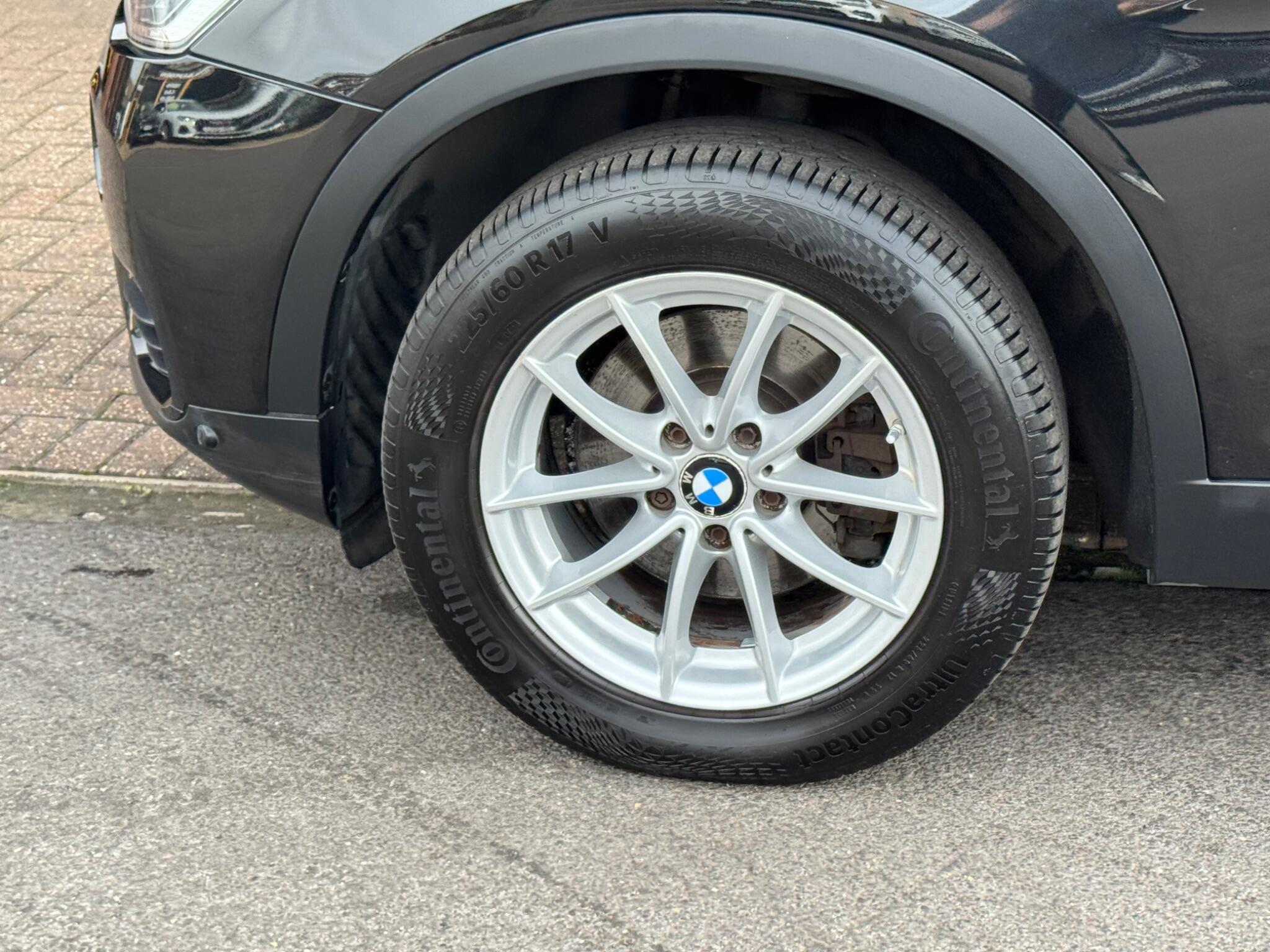 BMW X3 view 35