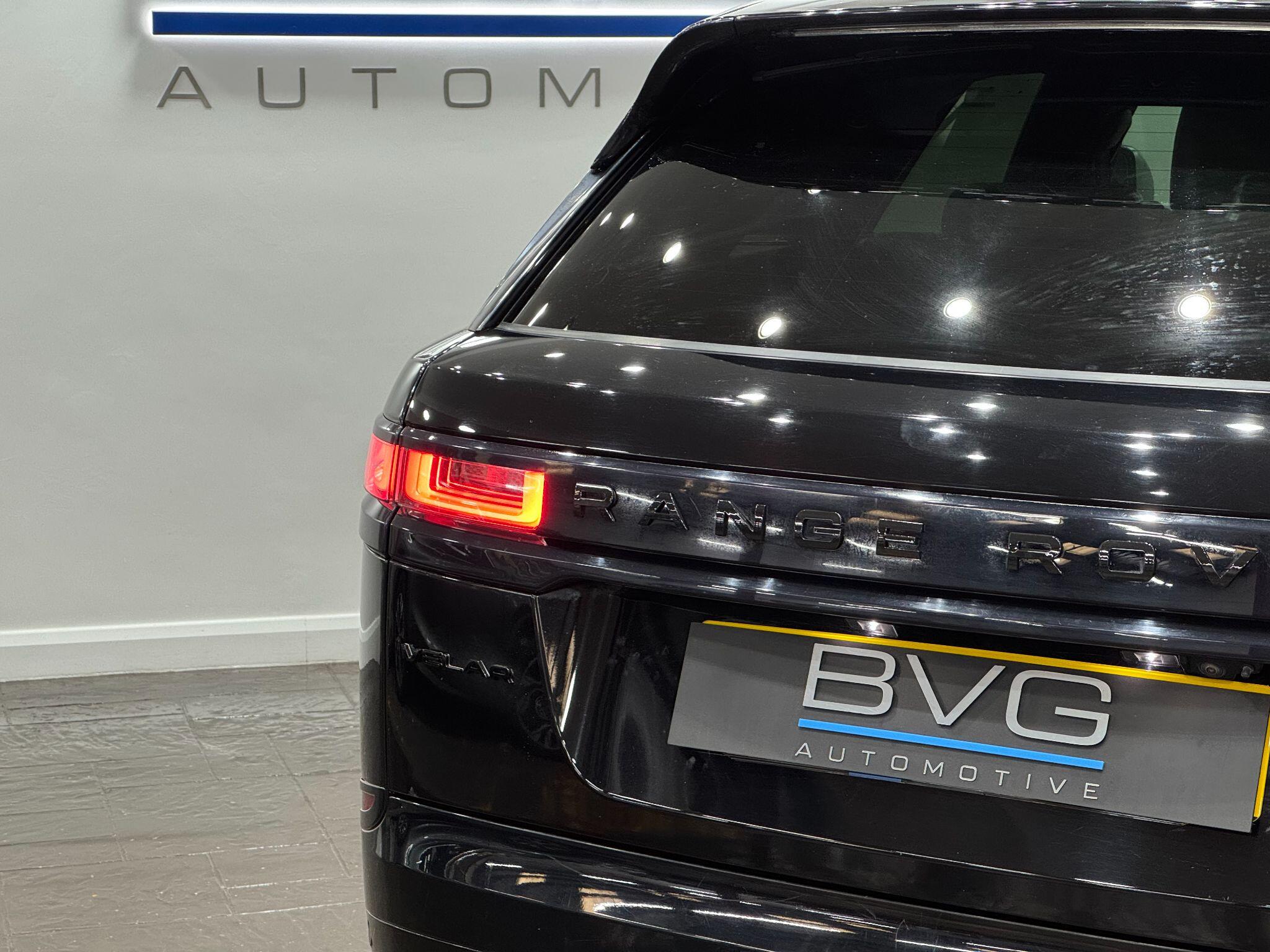 Land Rover Range Rover Velar view 10