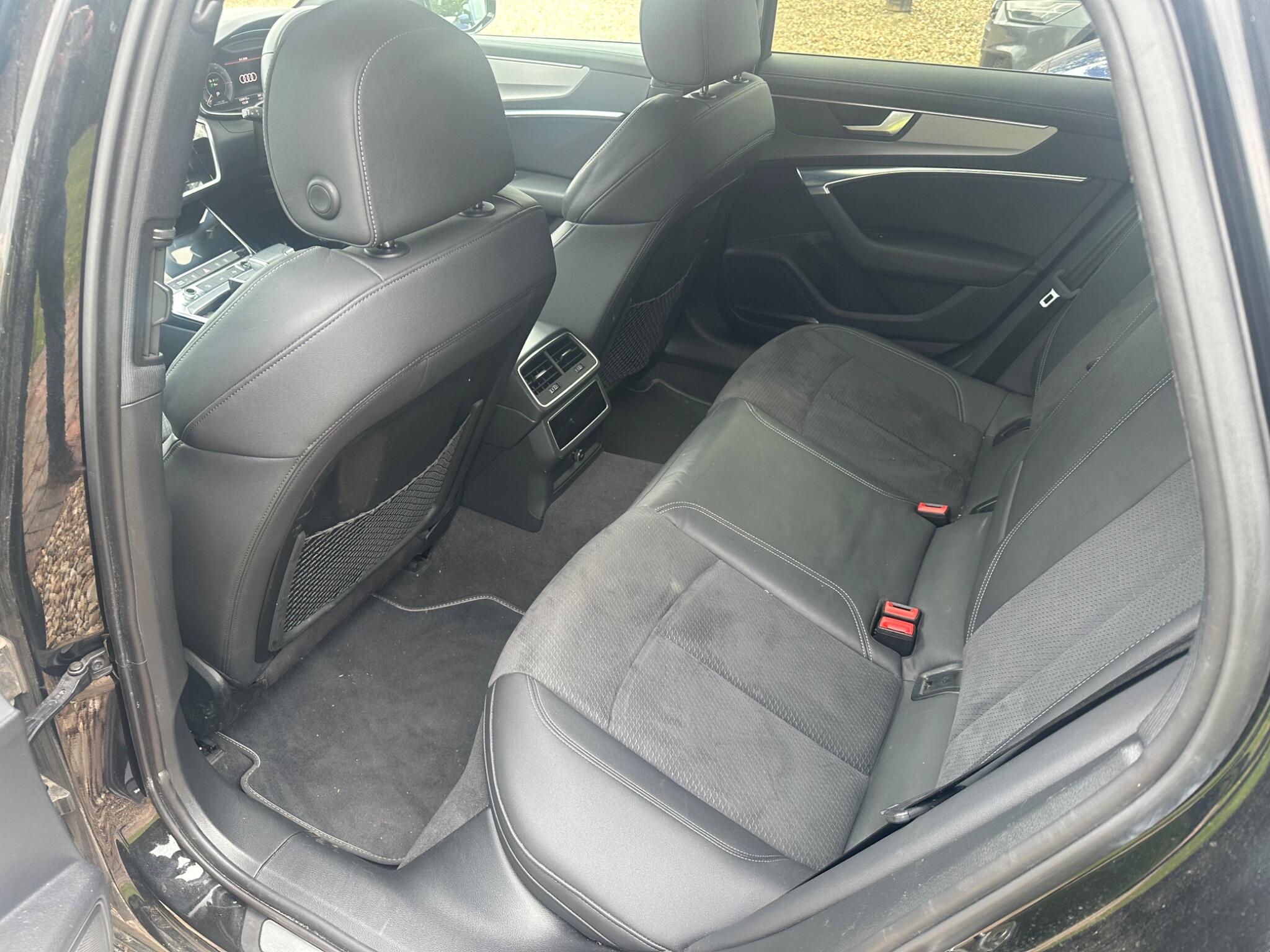 Audi A6 view 10