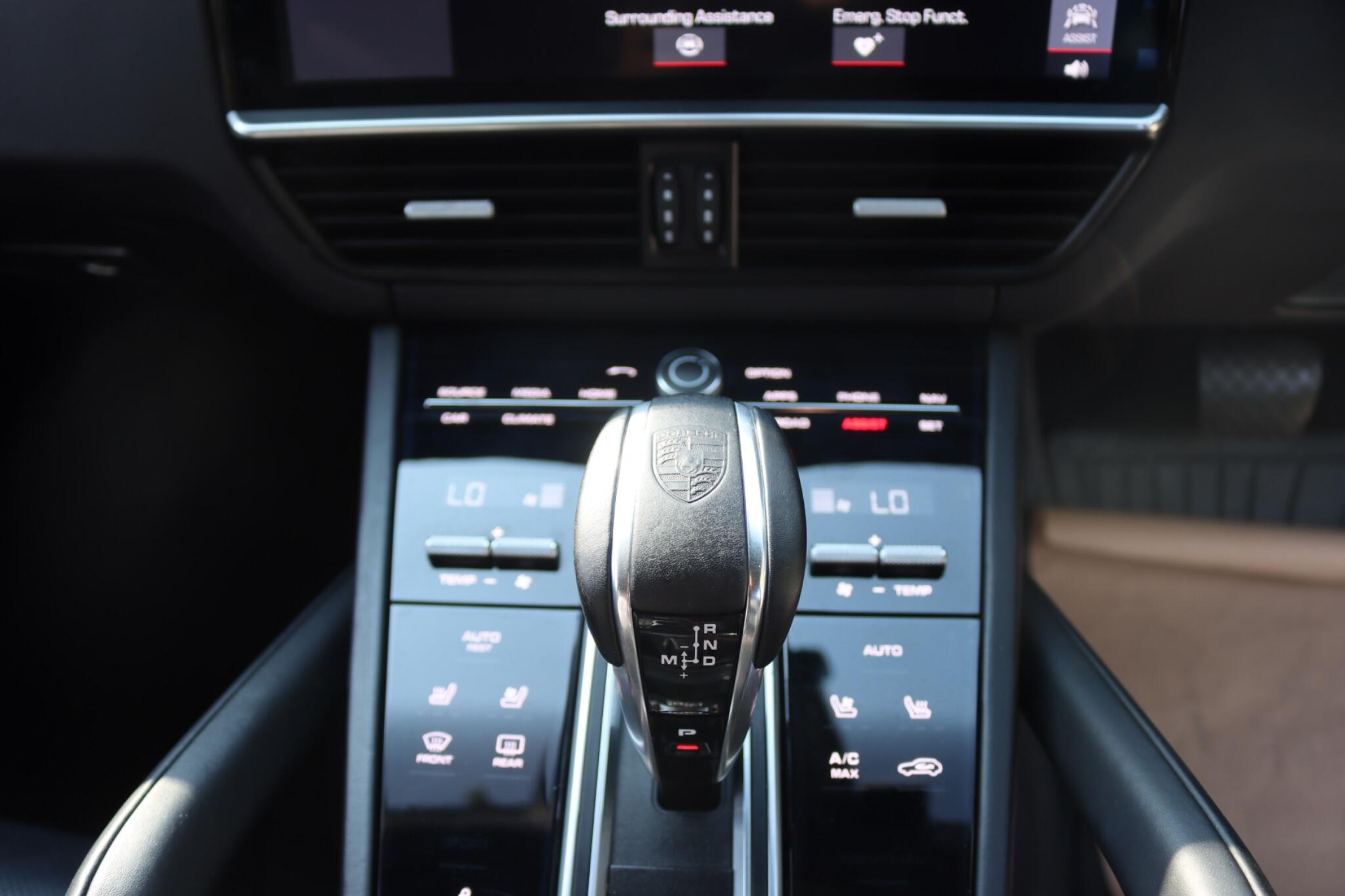 Porsche Cayenne view 46