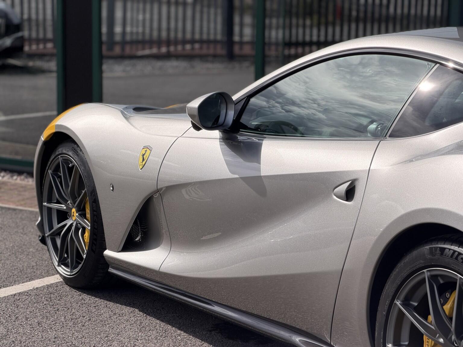 Ferrari 812 view 29