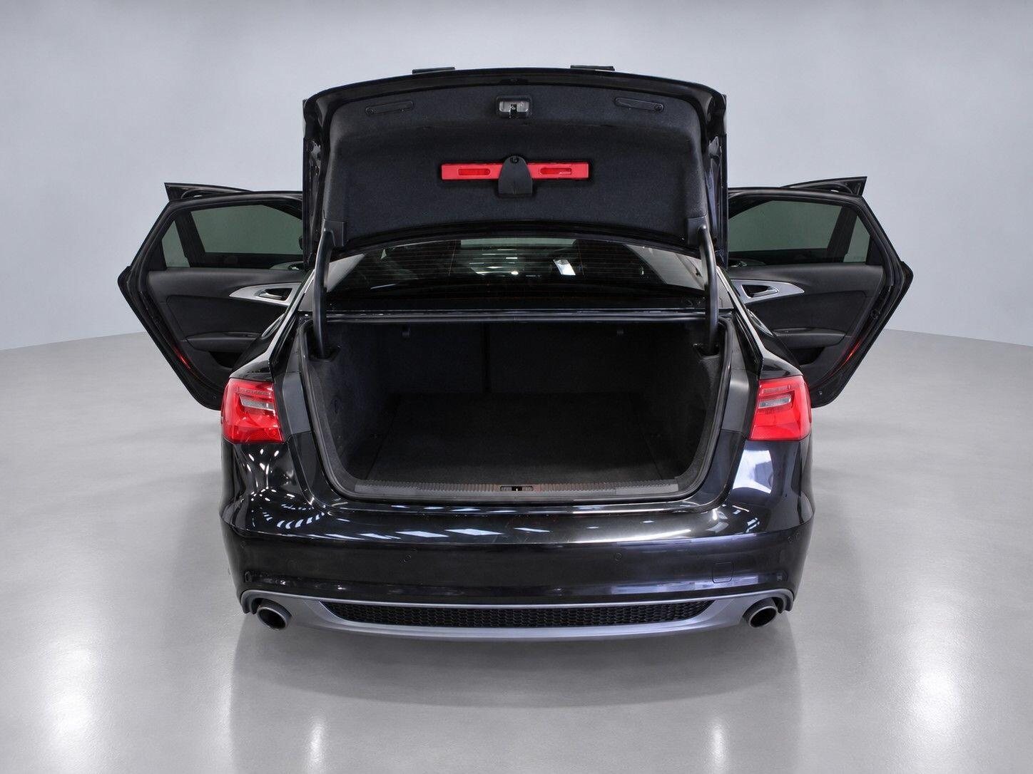 Audi A6 view 23