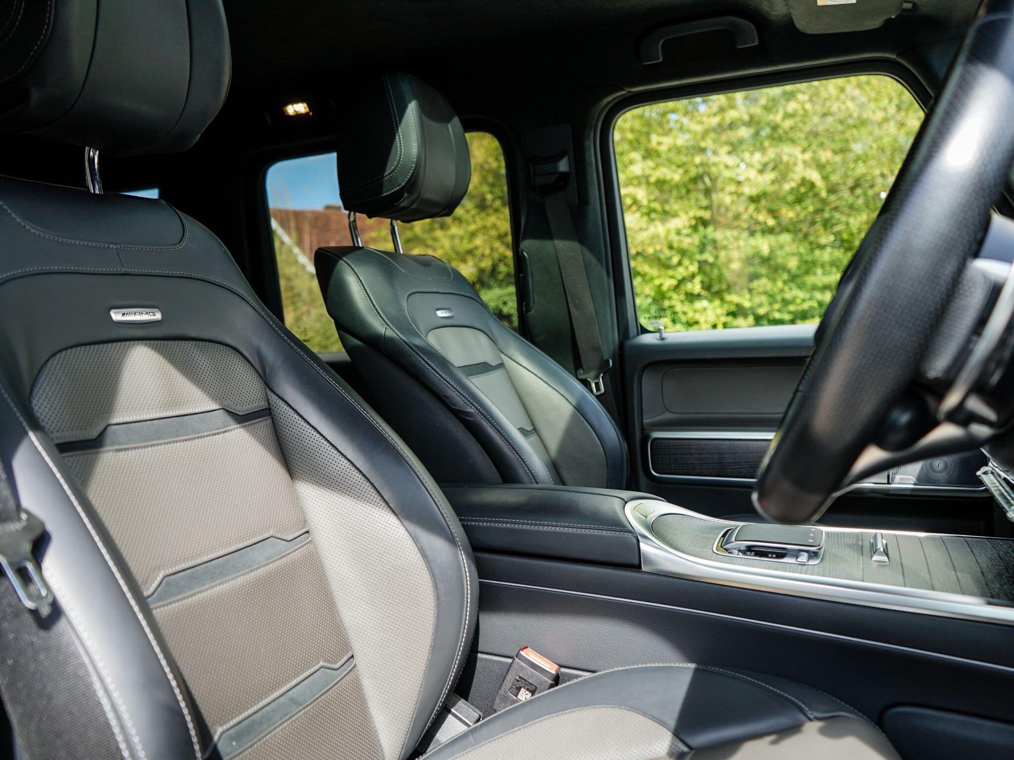 Mercedes-Benz G Class view 31