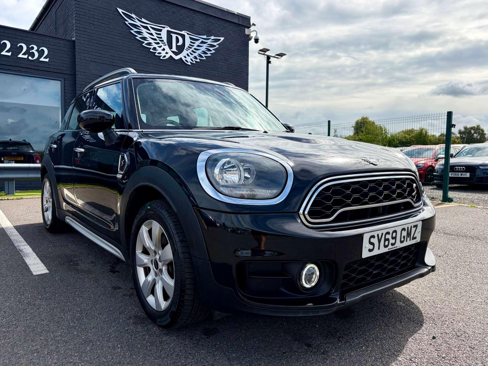 Mini Countryman view 50