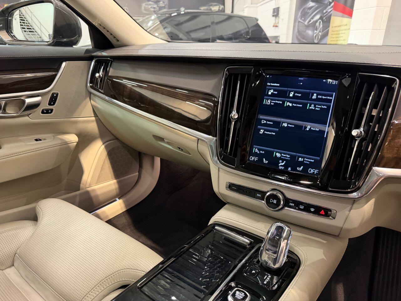 Volvo V90 view 25