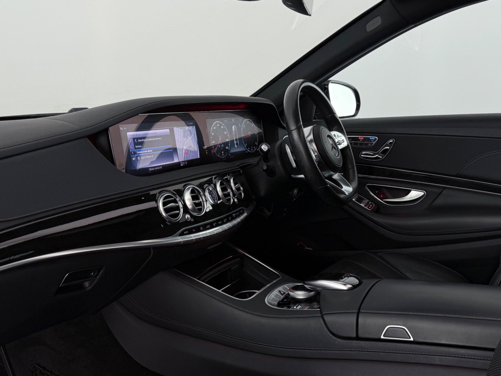 Mercedes-Benz S-Class view 13