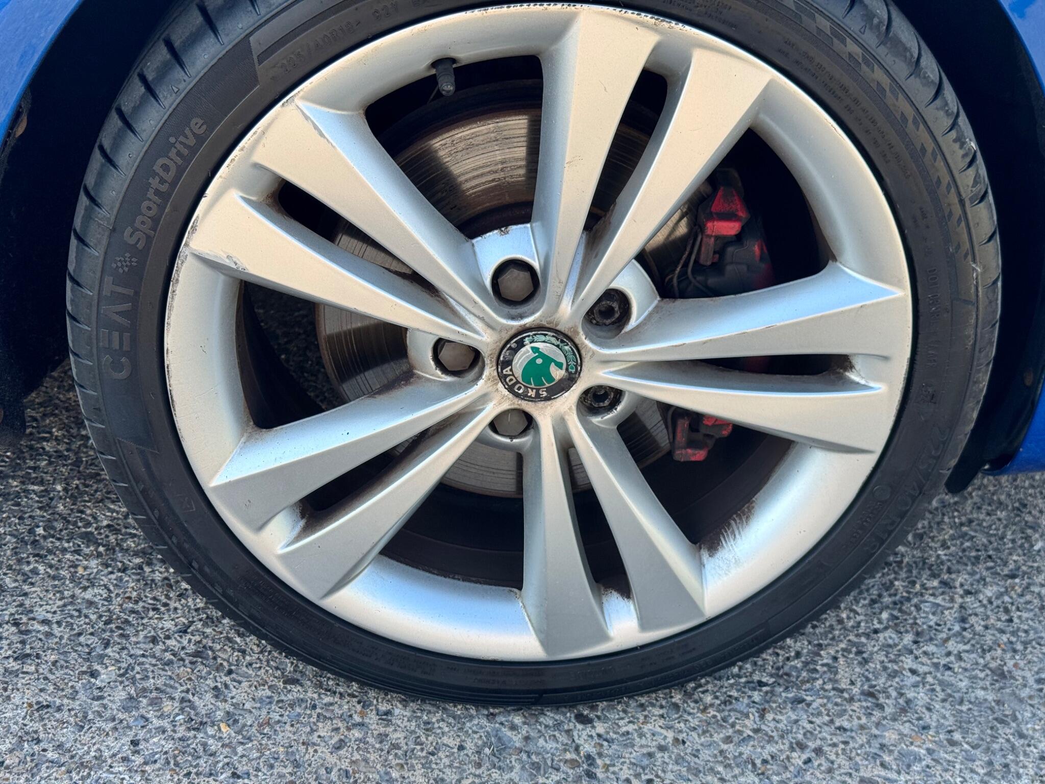 Skoda Octavia view 40