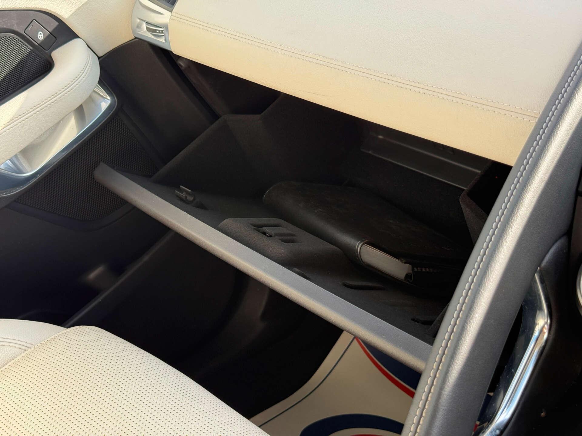 Jaguar E-Pace view 63