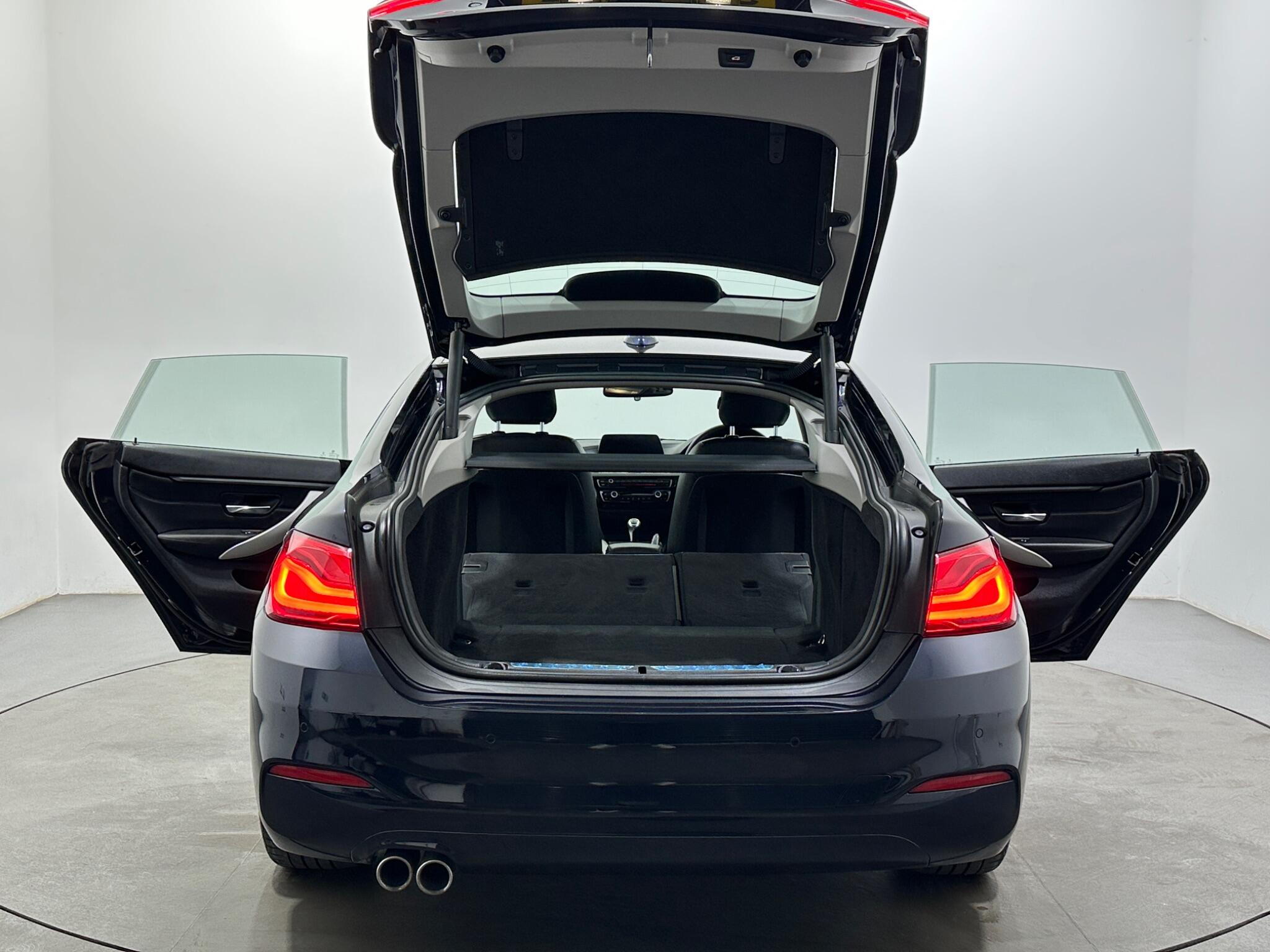 BMW 4 Series Gran Coupe view 44