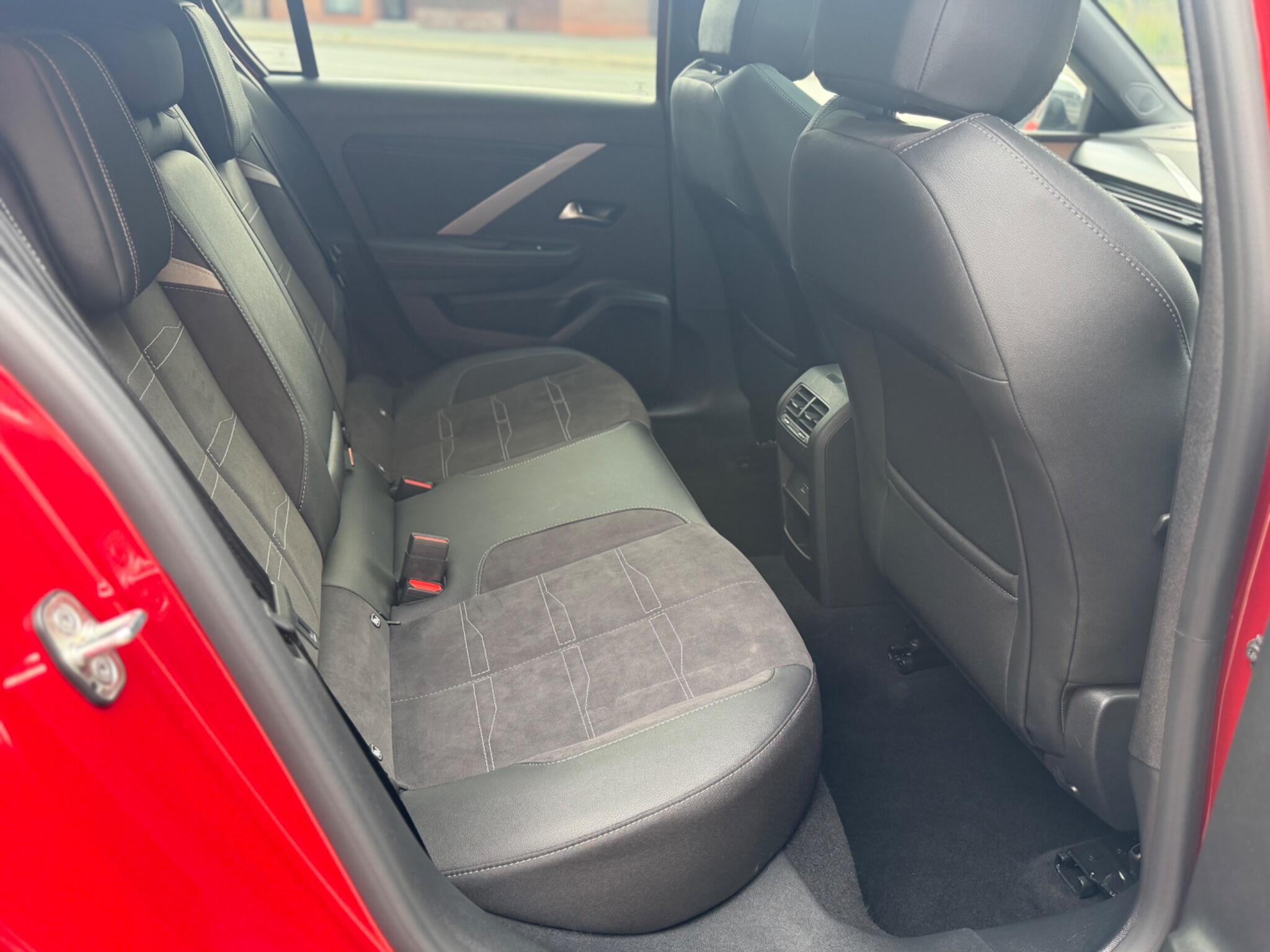 Vauxhall Astra Electric view 32