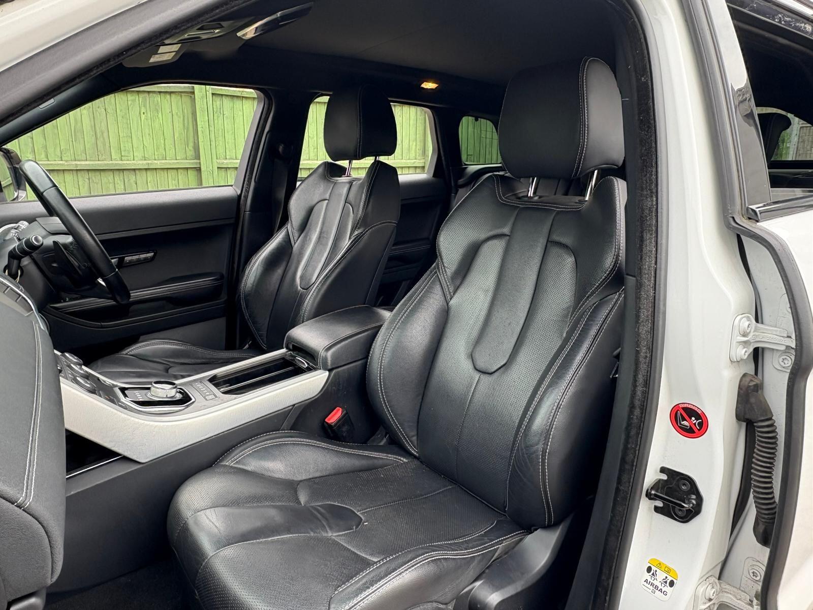 Land Rover Range Rover Evoque view 19