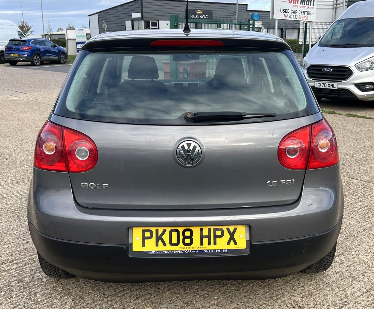Volkswagen Golf view 6