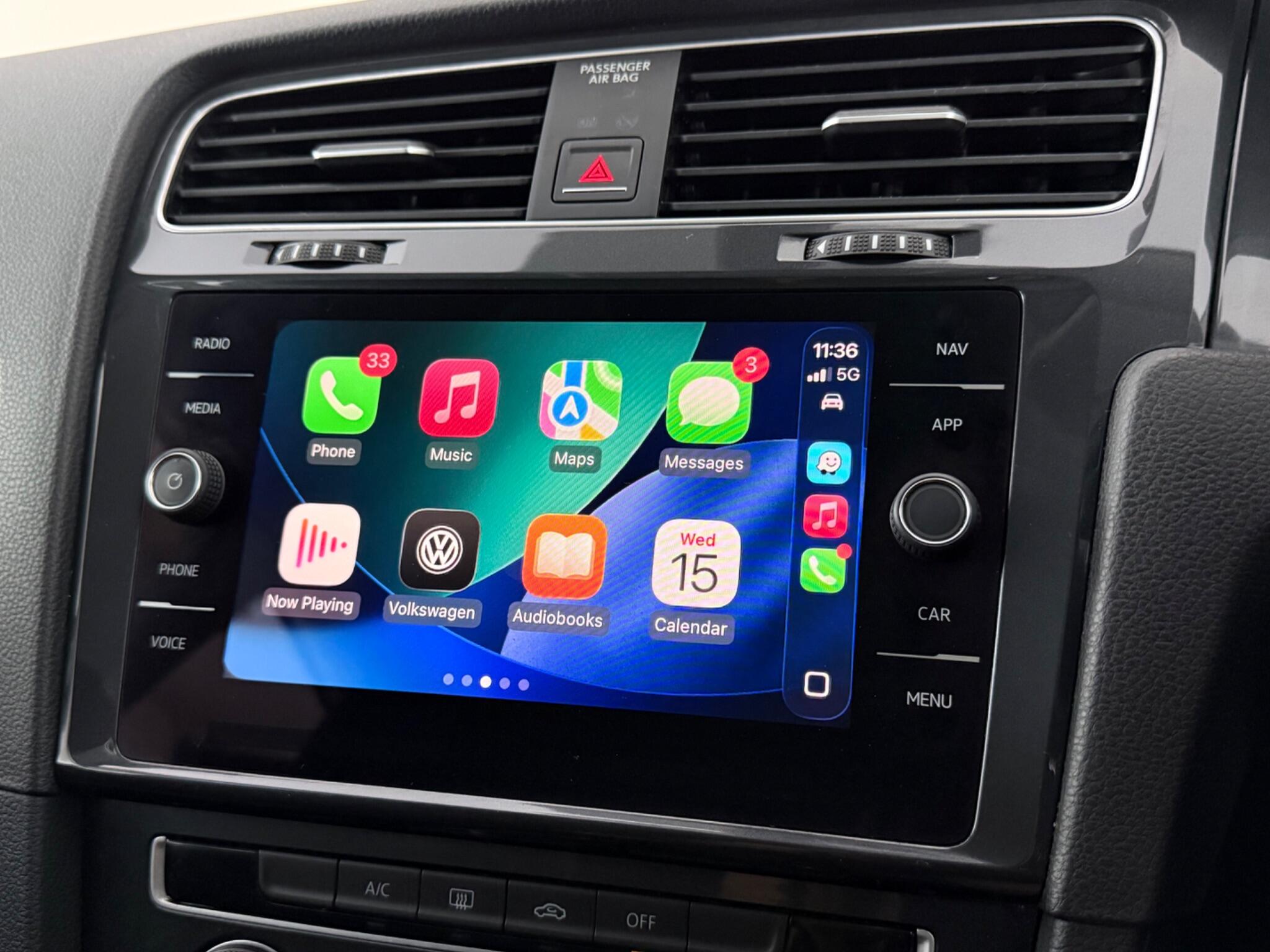 Volkswagen Golf view 26